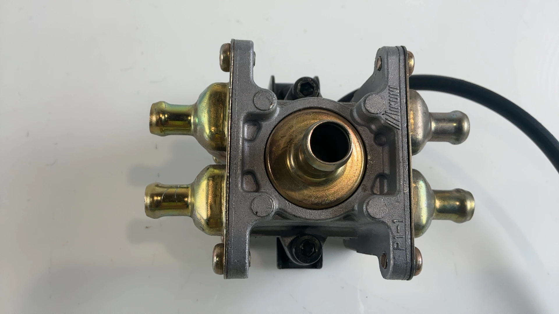 Suzuki Bandit GSF 1200 GSX 600 Katana Air Valve 2001-2005 OEM 18450-33E13