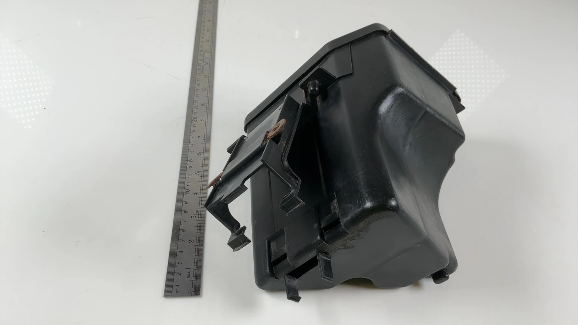 Honda Sabre VF700S 700cc Rear Tool Box 1984 1985 OEM 83500-MB0-000 - Image 4