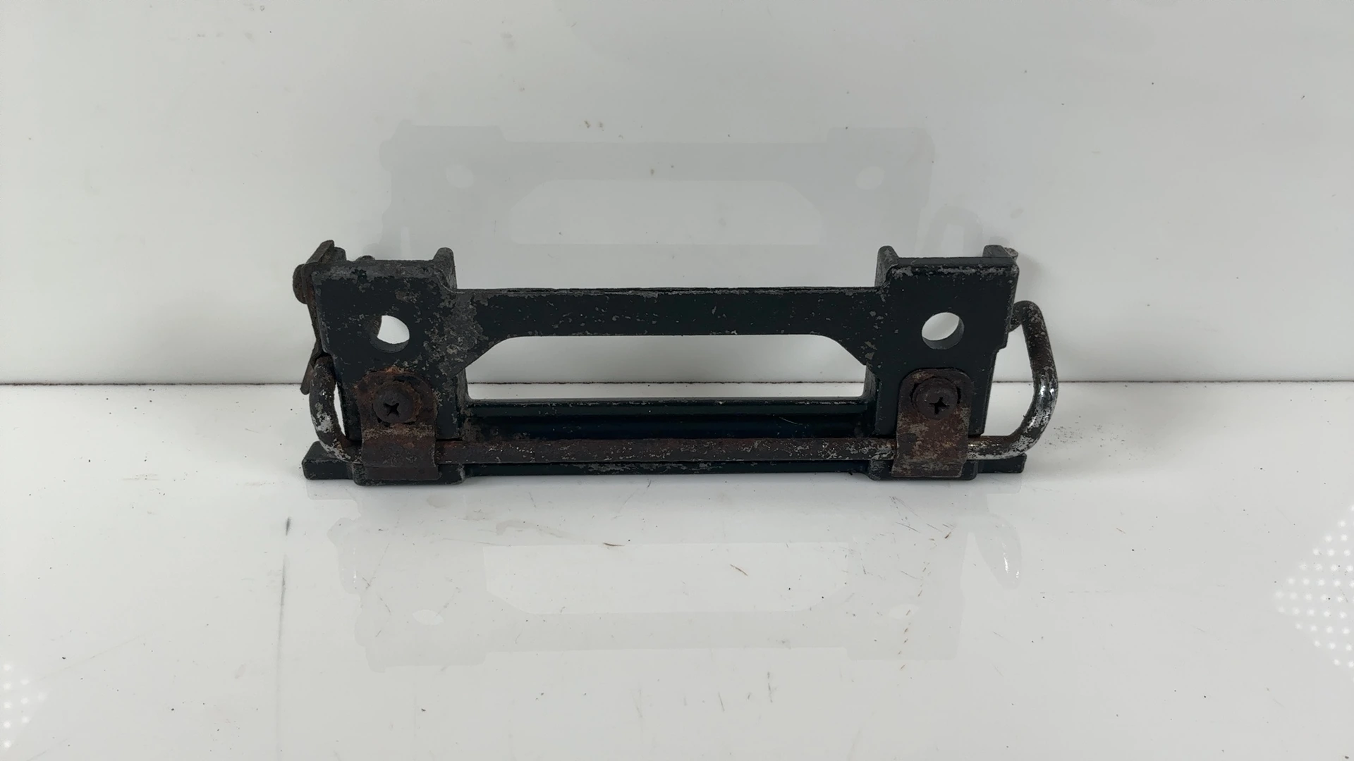 Kawasaki Ninja GPZ900R ZX900A 900cc Luggage Hook Bracket 1984-89 OEM 32046-1135 - Image 2