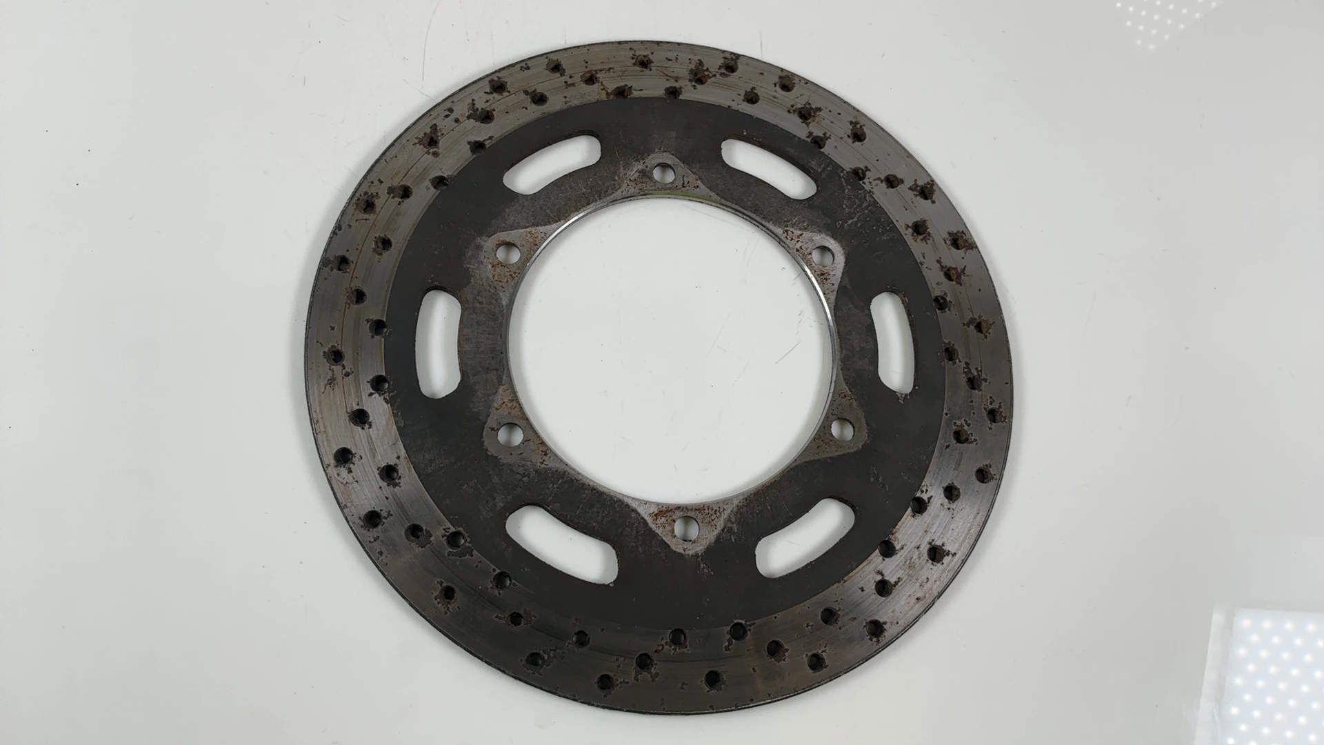 Triumph Scrambler 900 Front Disc Brake Plate 2006-2014 OEM T2023344 - Image 6