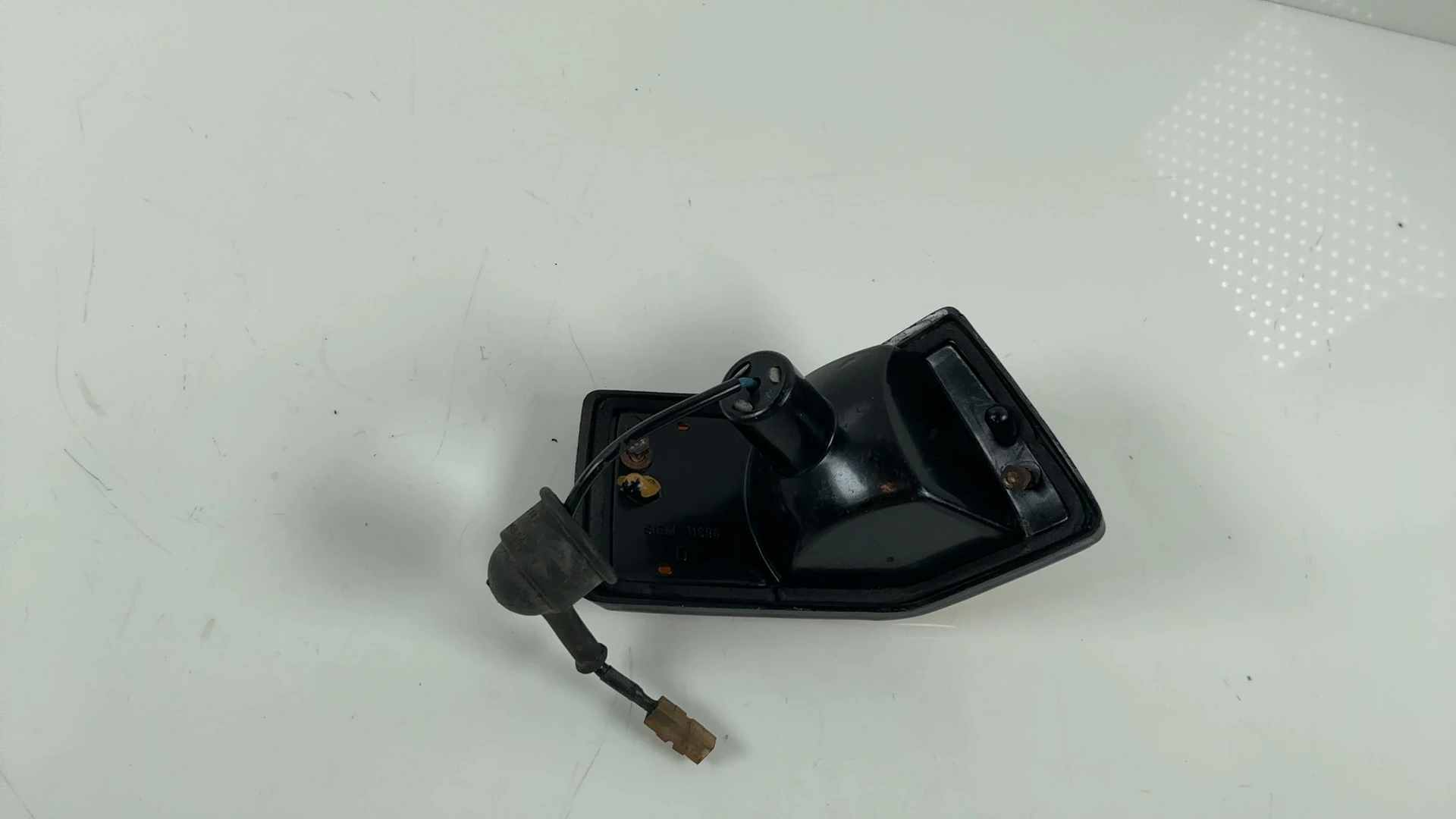 Vespa PX 150 200 Rear Right Turn Signal Light 1980 1981 OEM 230339 - Image 6