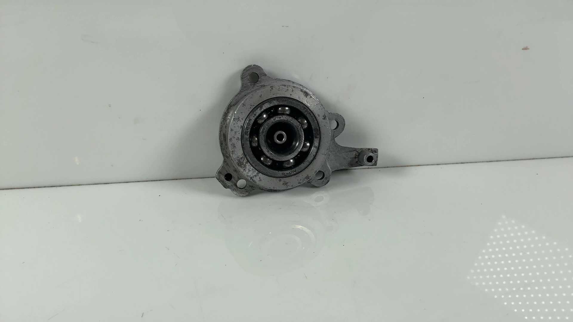 Honda CB750 K F 750cc Countershaft Bearing Holder 1977 1978 OEM 23150-300-010 - Image 2