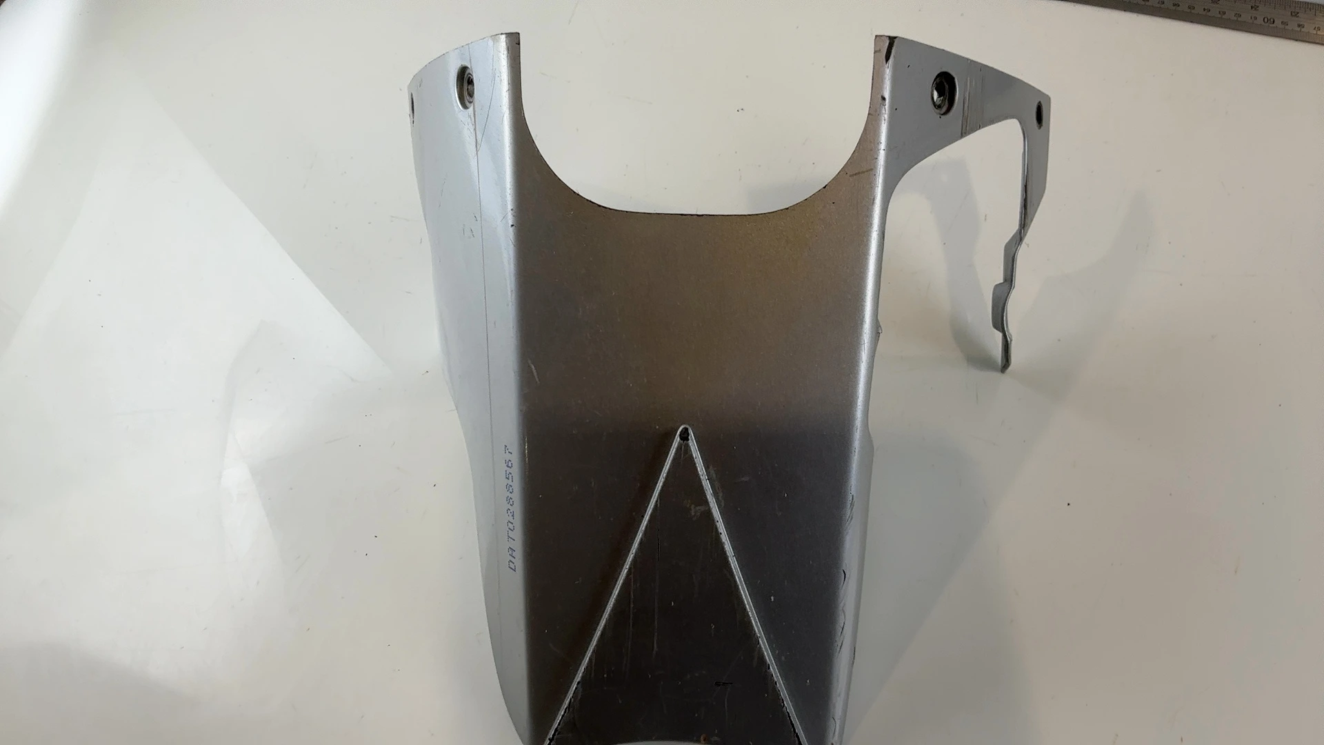Suzuki GSX-R600 SRAD 600CC Lower Belly Rear Cowl Fairing 1996-99 OEM 94661-33E0 - Image 7