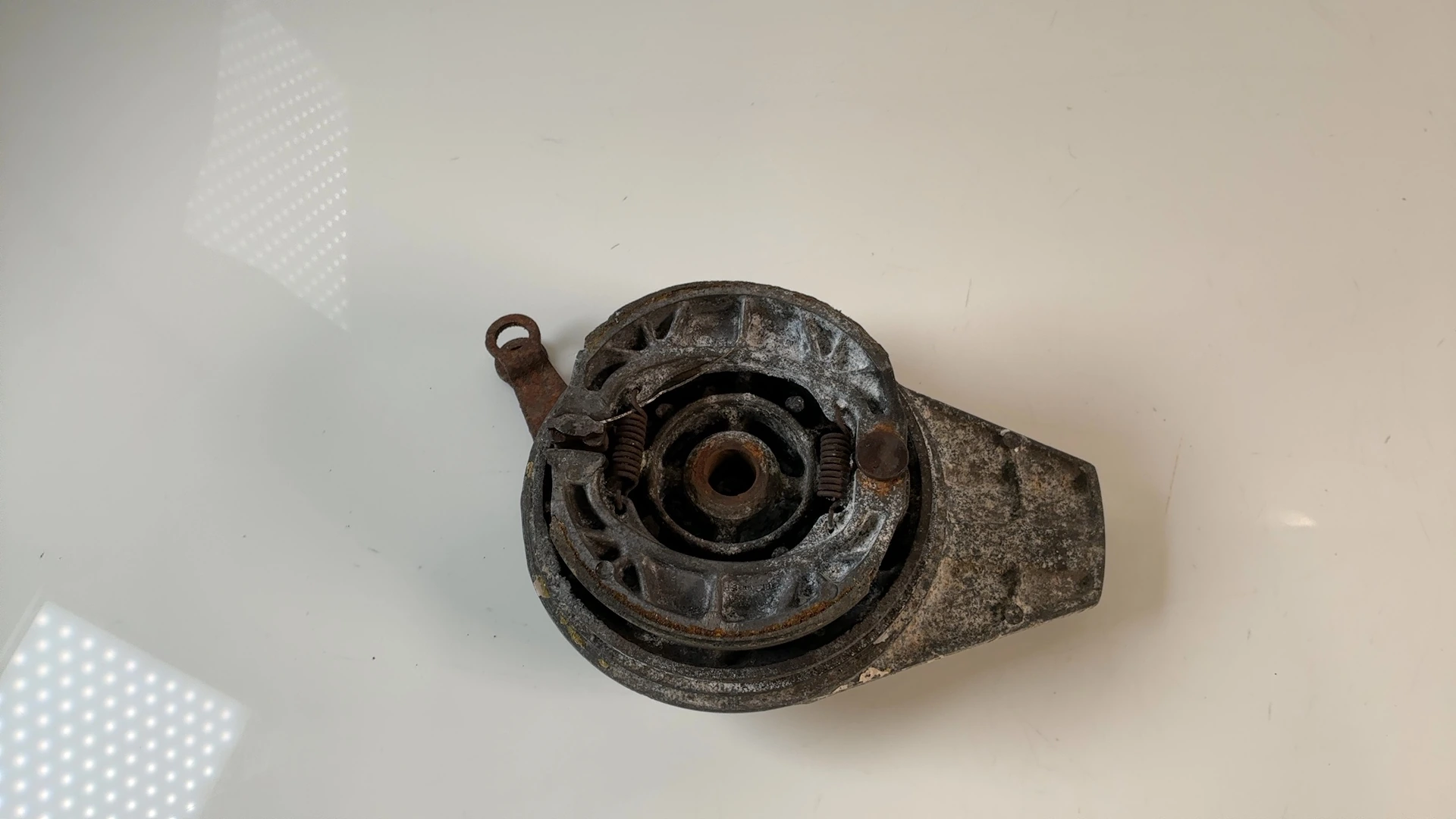 Honda XL250R XL250 250cc Rear Brake Drum Panel Plate 1982-1987 OEM 43100-KB7-010 - Image 1
