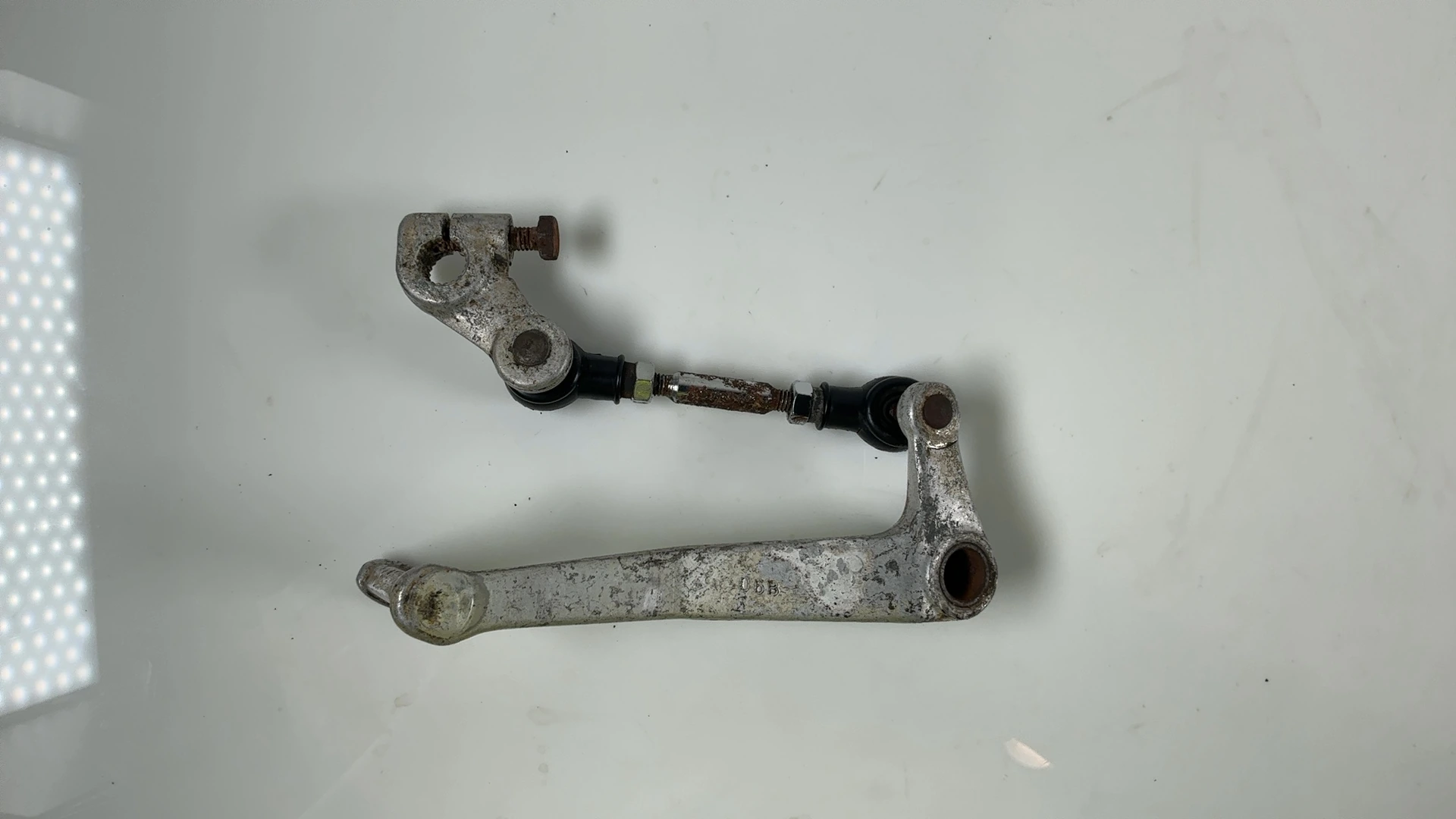 Suzuki GSXR 750 GR75A 750cc Gear Shifter Lever Linkage 1985-1987 OEM 25600-27A00 - Image 1
