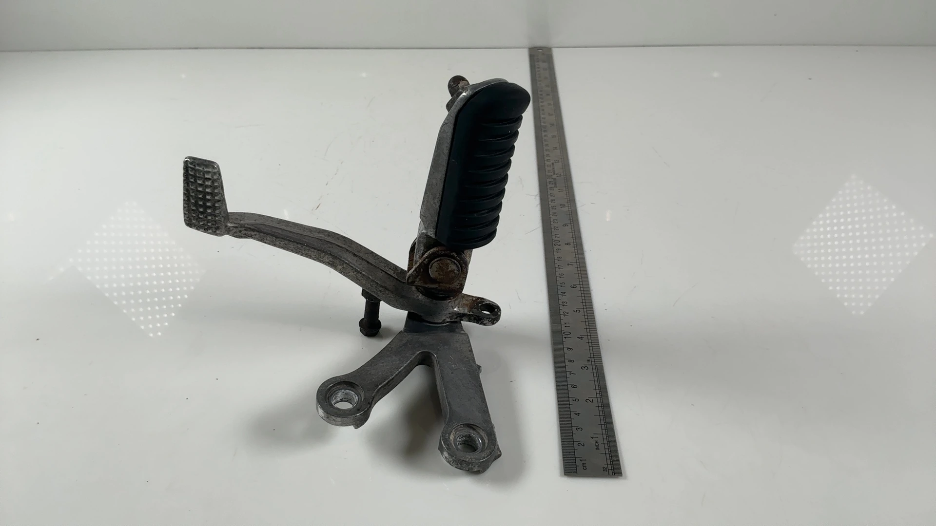 Kawasaki Ninja ZX-9R ZX900E 900cc Front Footrest Brake Pedal 2000-01 35063-0034 - Image 3