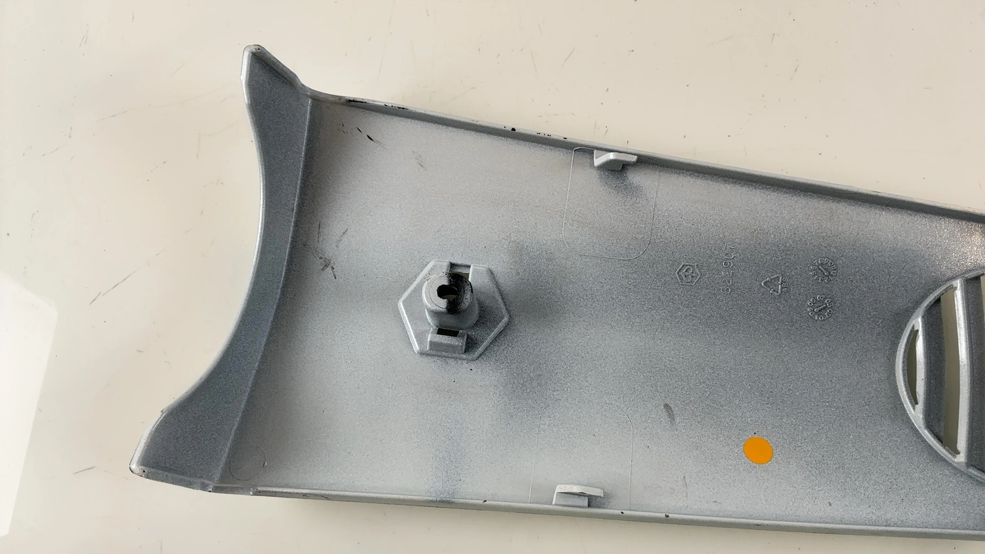 Piaggio Vespa LX 150 150cc Front Horn Cover Fairing 2005-2006 OEM 622907 - Image 8