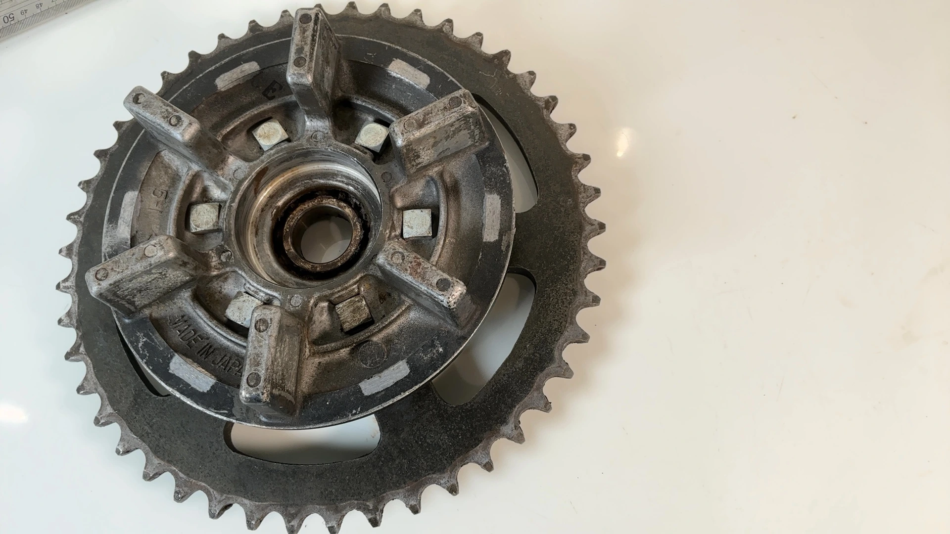 Kawasaki KZ1000 LTD KZ1000-B1 Rear Sprocket Carrier Hub 1976 1977 OEM 42008-040 - Image 5