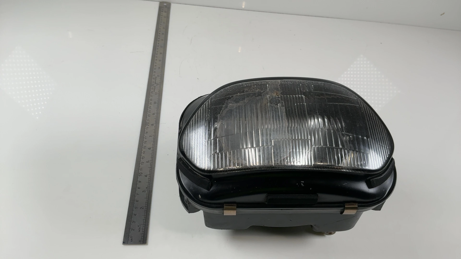 Yamaha XJ600S Seca II 600 Headlight 1992-1995 OEM 4BP-84303-00-00 - Image 4