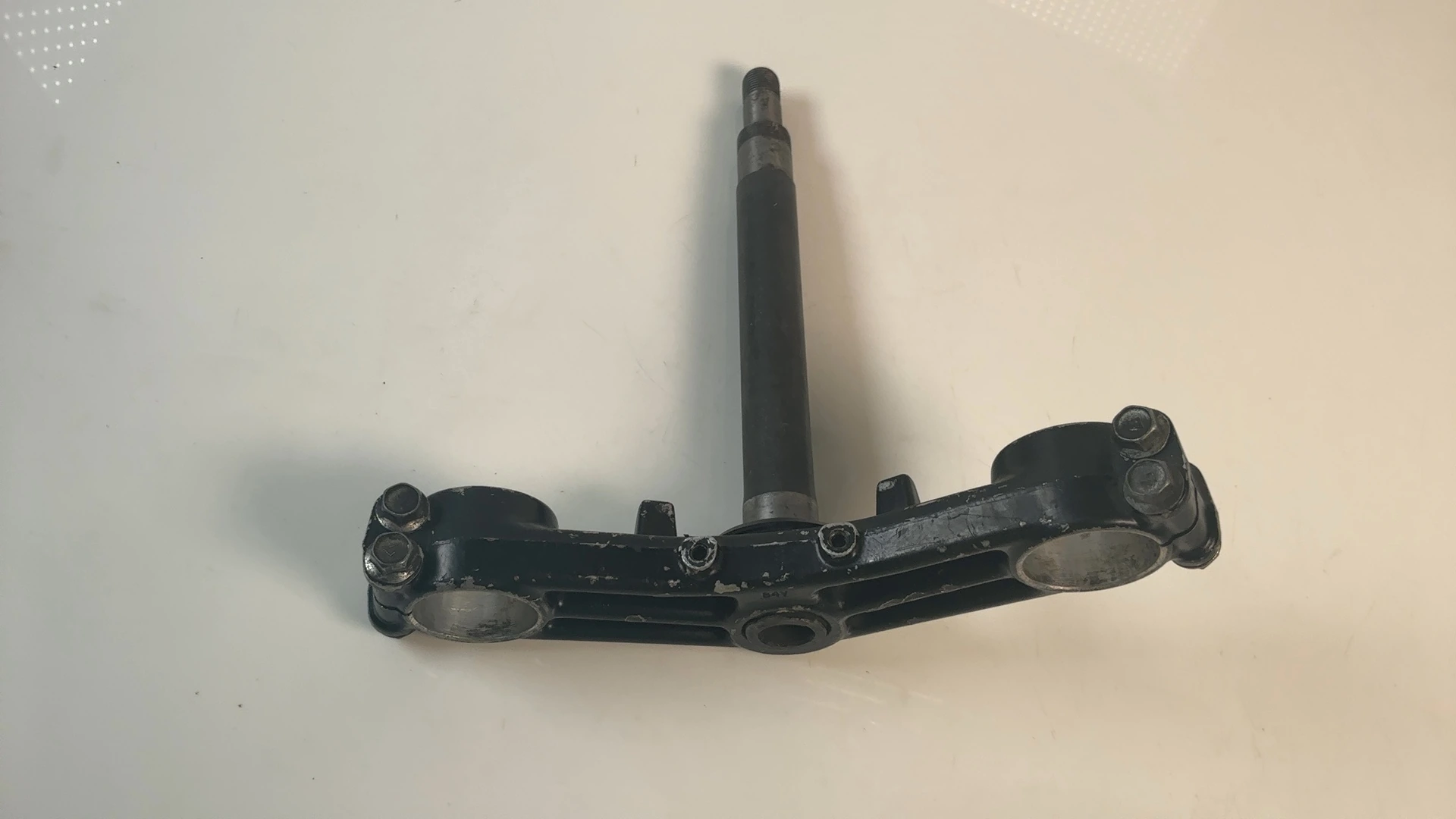 Kawasaki ZRX1100 ZR1100 1100cc Lower Triple Tree Clamp 1997-2001 OEM 44037-1402 - Image 2