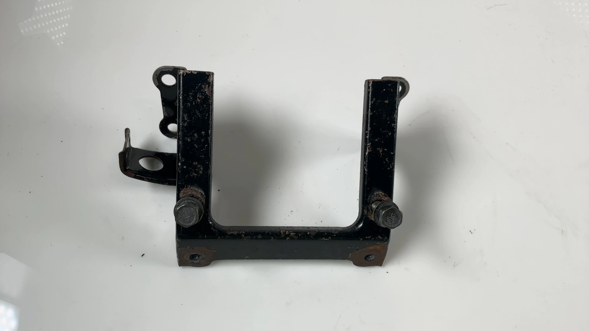 Kawasaki Ninja GPX750R ZX750F 750cc Rear Grab Handle Bracket 1986-90 11045-1285 - Image 2
