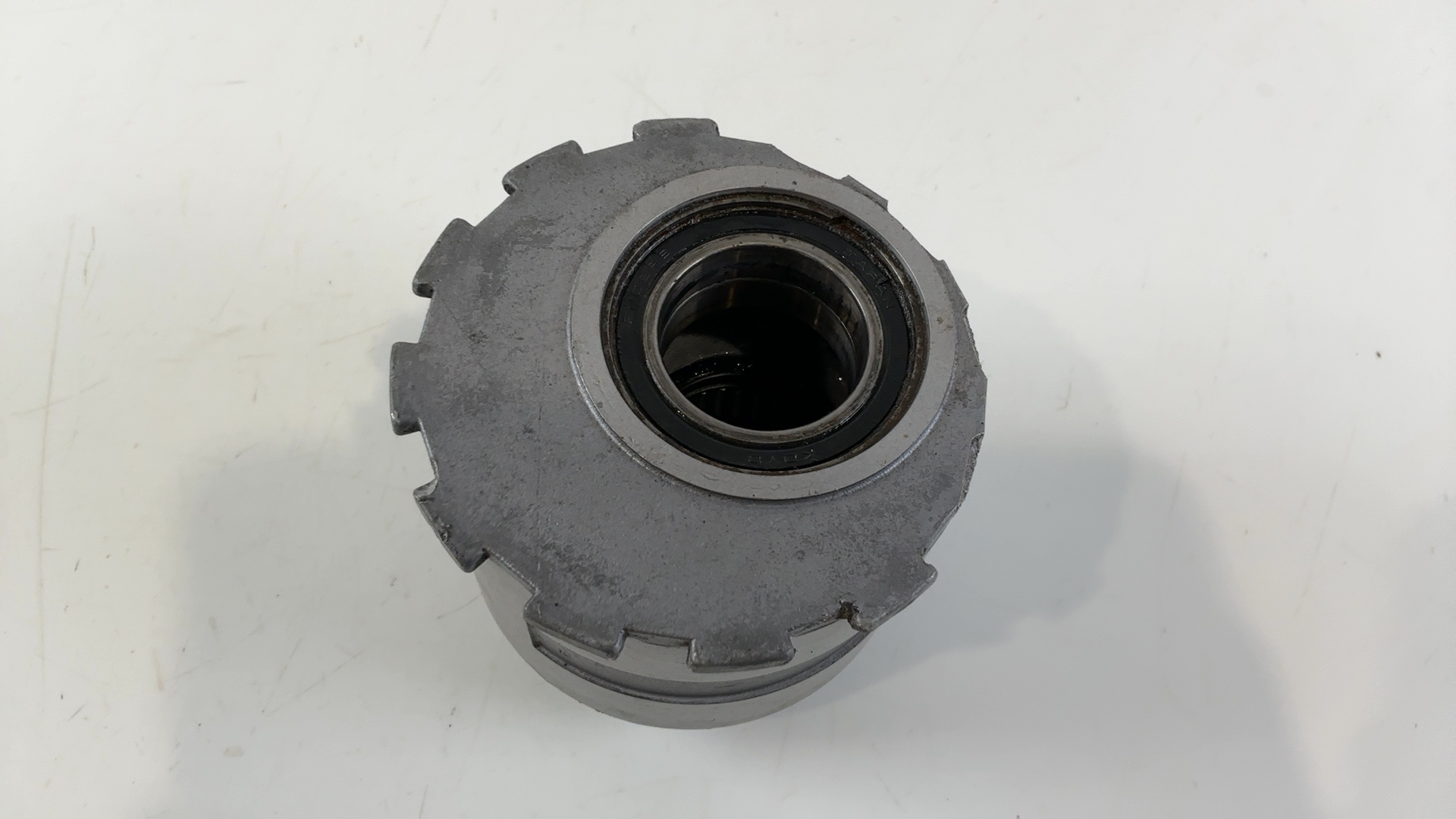 Triumph Daytona 955i 955cc Chain Adjuster Eccentric Hub 1997-2004 OEM T2012432