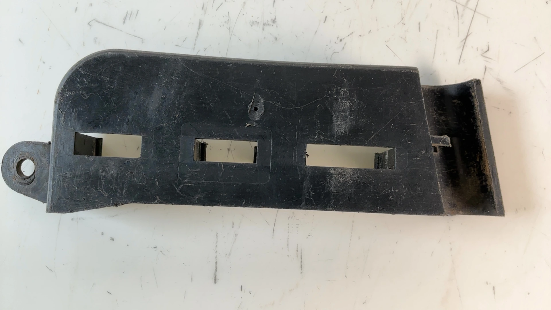 Suzuki GSX 400 F GSX400F 400cc Electrical System Plastic Support Bracket 1982 - Image 4