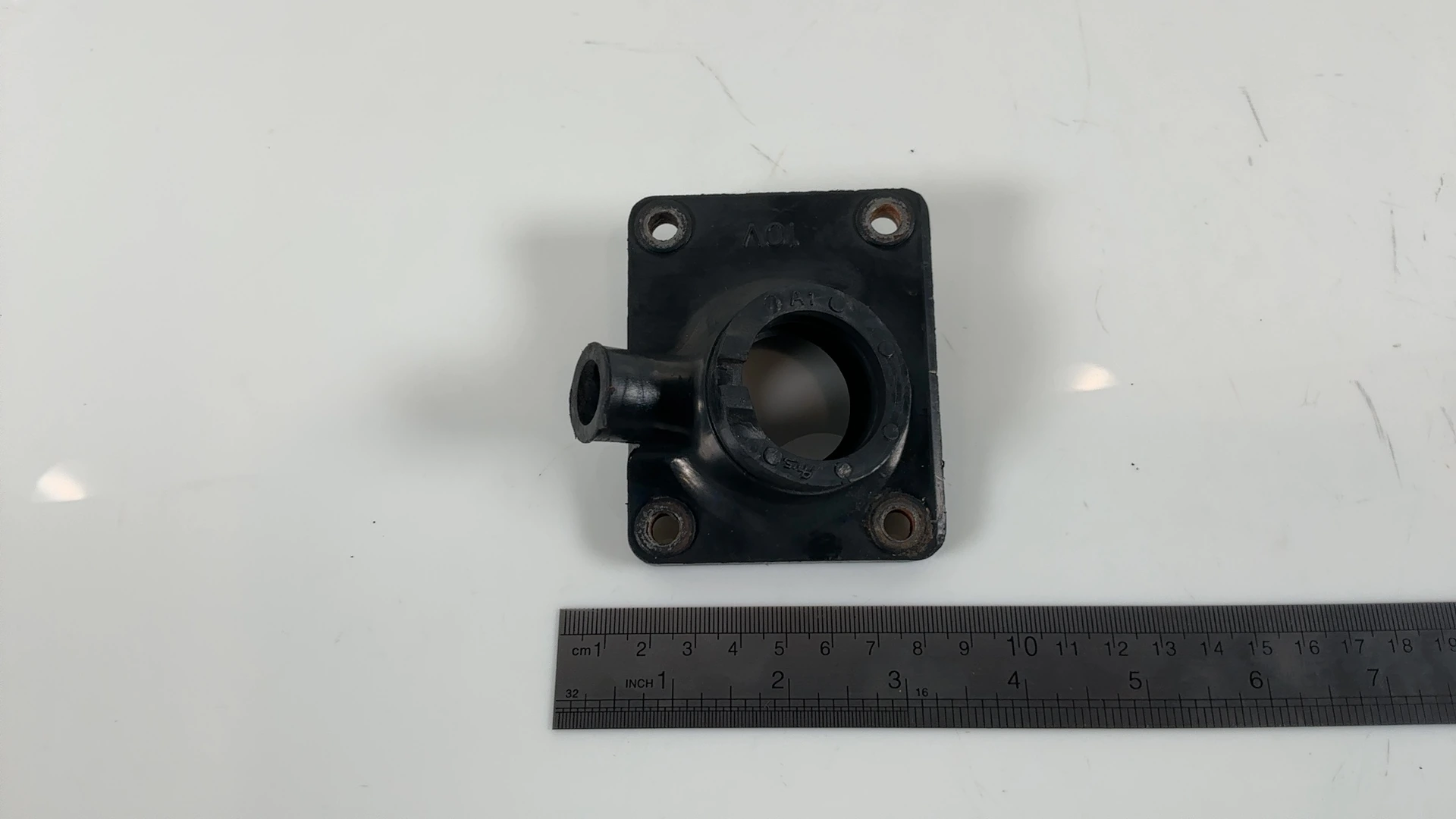 YAMAHA RD125LC 10V 125cc Intake Inlet Manifold Boot 1982-84 OEM 10V-13565-01-00