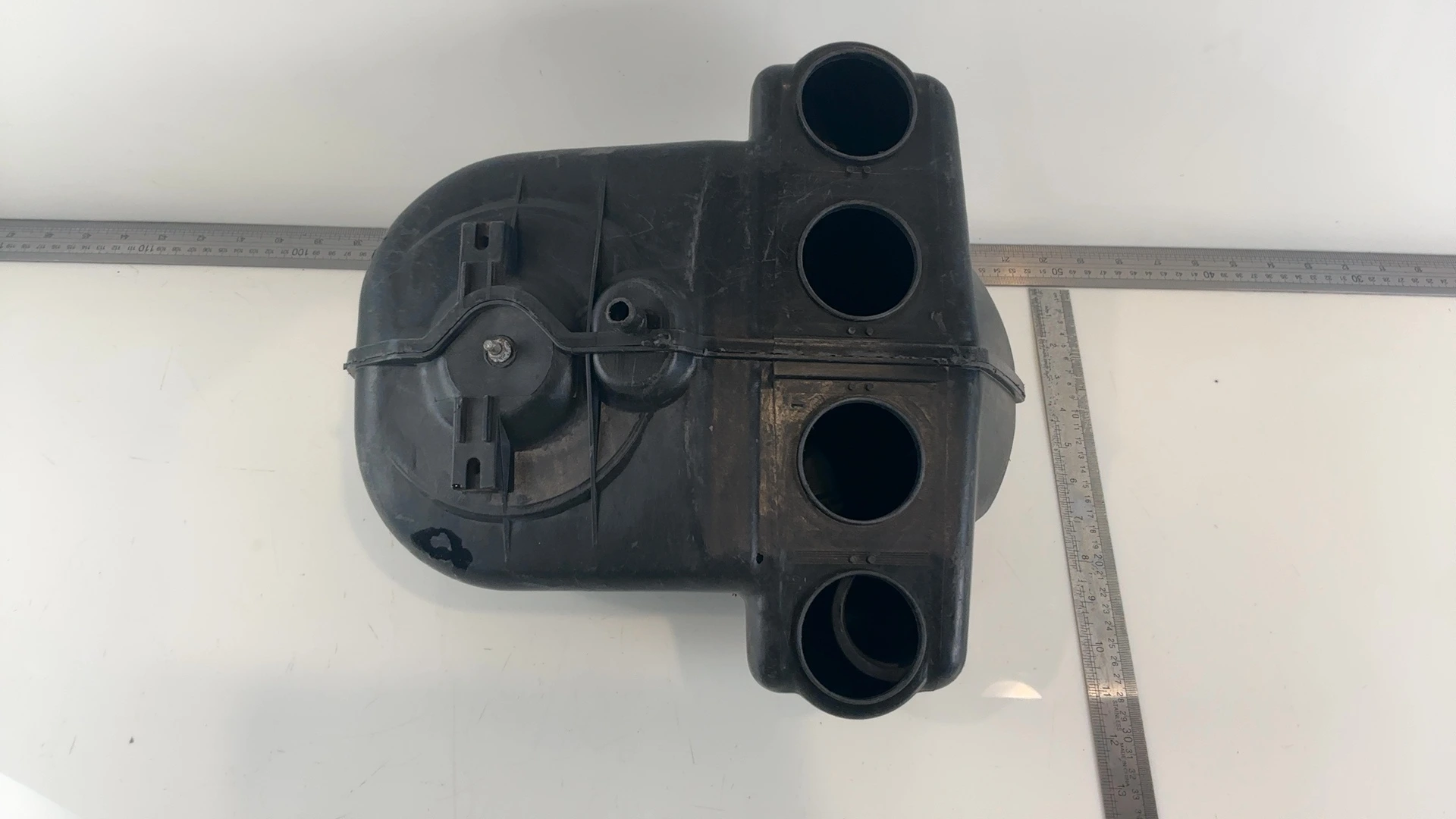 Suzuki GSXR 750 1100 GSX-R750 750cc Air Filter Box 1985-1987 OEM 13700-27A11 - Image 3