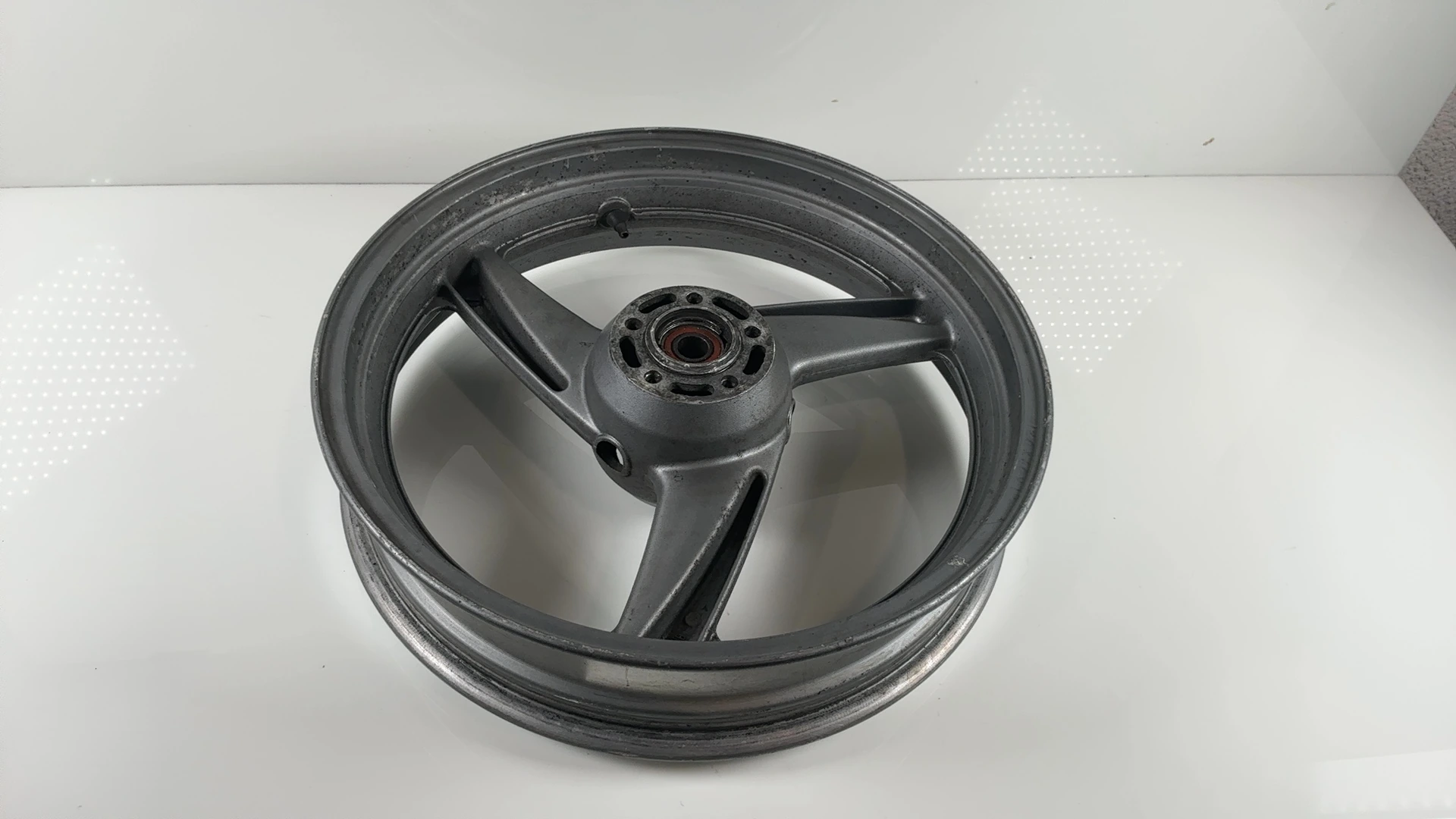 Kawasaki ZZR600 ZX6E ZX600E Front Wheel Rim 1993-2005 OEM 41073-1518-GE