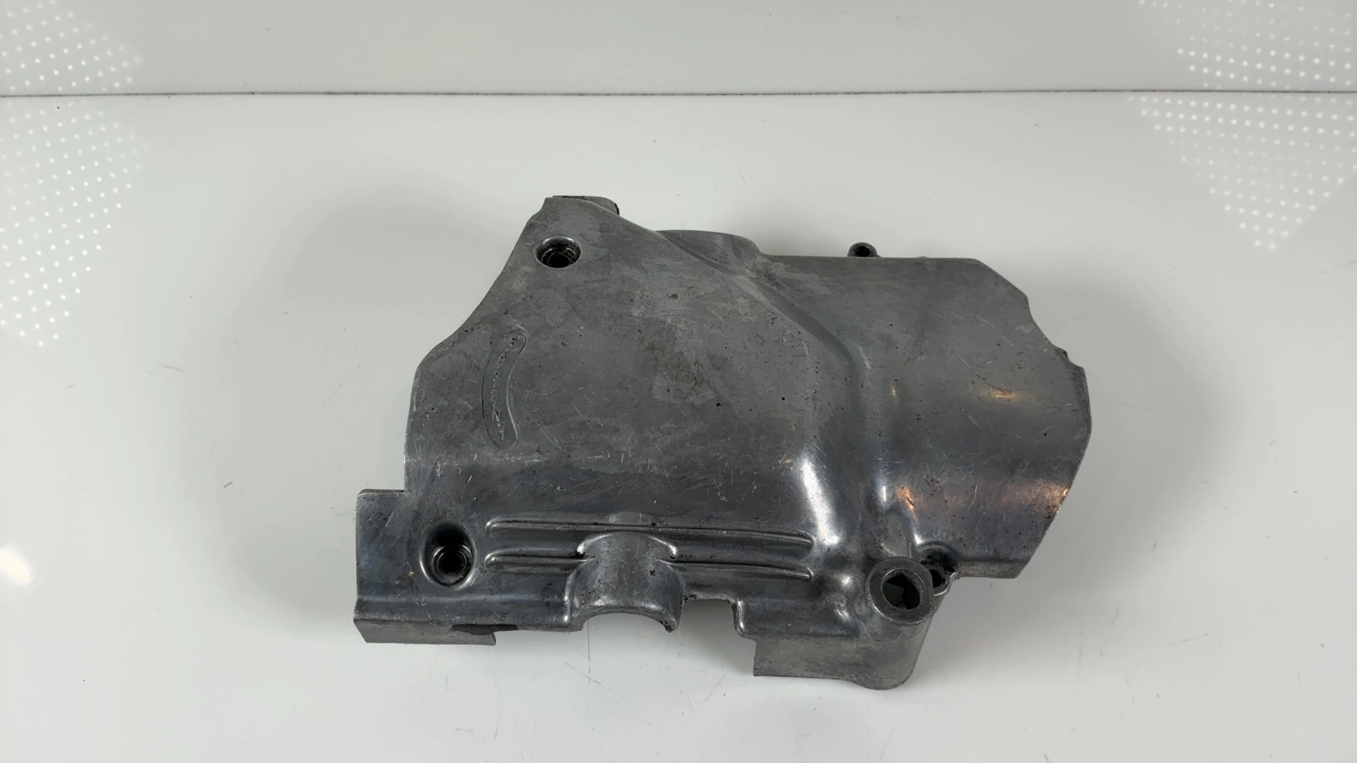Honda CB750C RC05 750cc Front Sprocket Cover 1980 1981 1982 OEM 11361-425-870 - Image 2