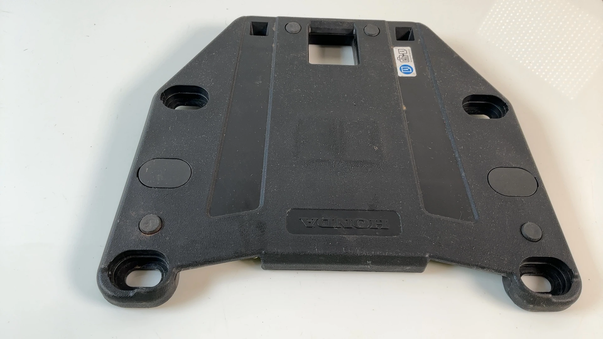 Honda ST1300 Pan European 1300 CC Top Case Plate 2002-2018 OEM 08L42-MCS-8000-01 - Image 4