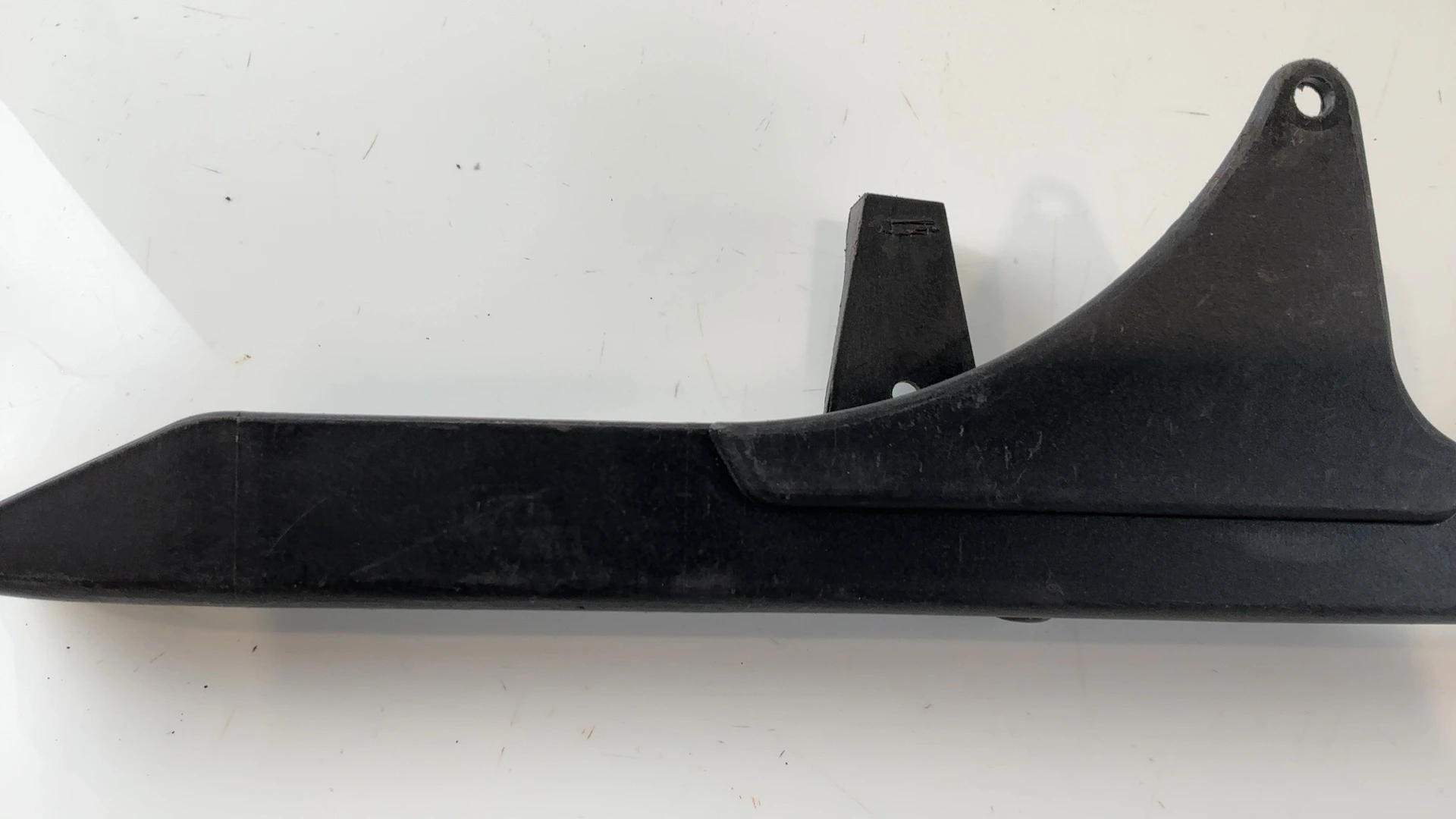 Triumph Daytona T595 955i 955 Rear Drive Chain Guard 1997-2001 OEM T2057363 - Image 9