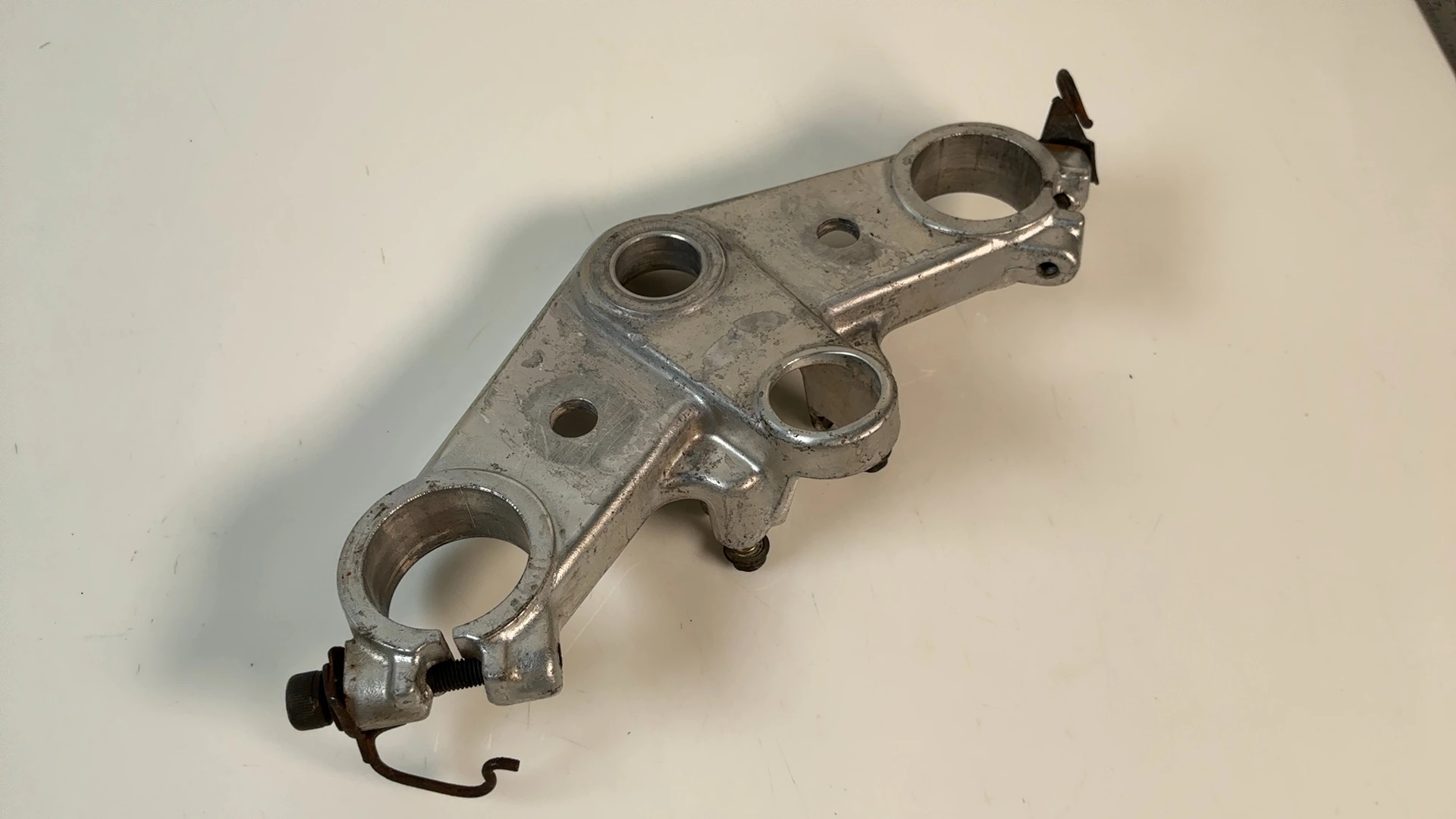 Honda CBR 750 Hurricane RC27 750cc Upper Fork Bridge 1987 1988 OEM 53230-MM5-000 - Image 5