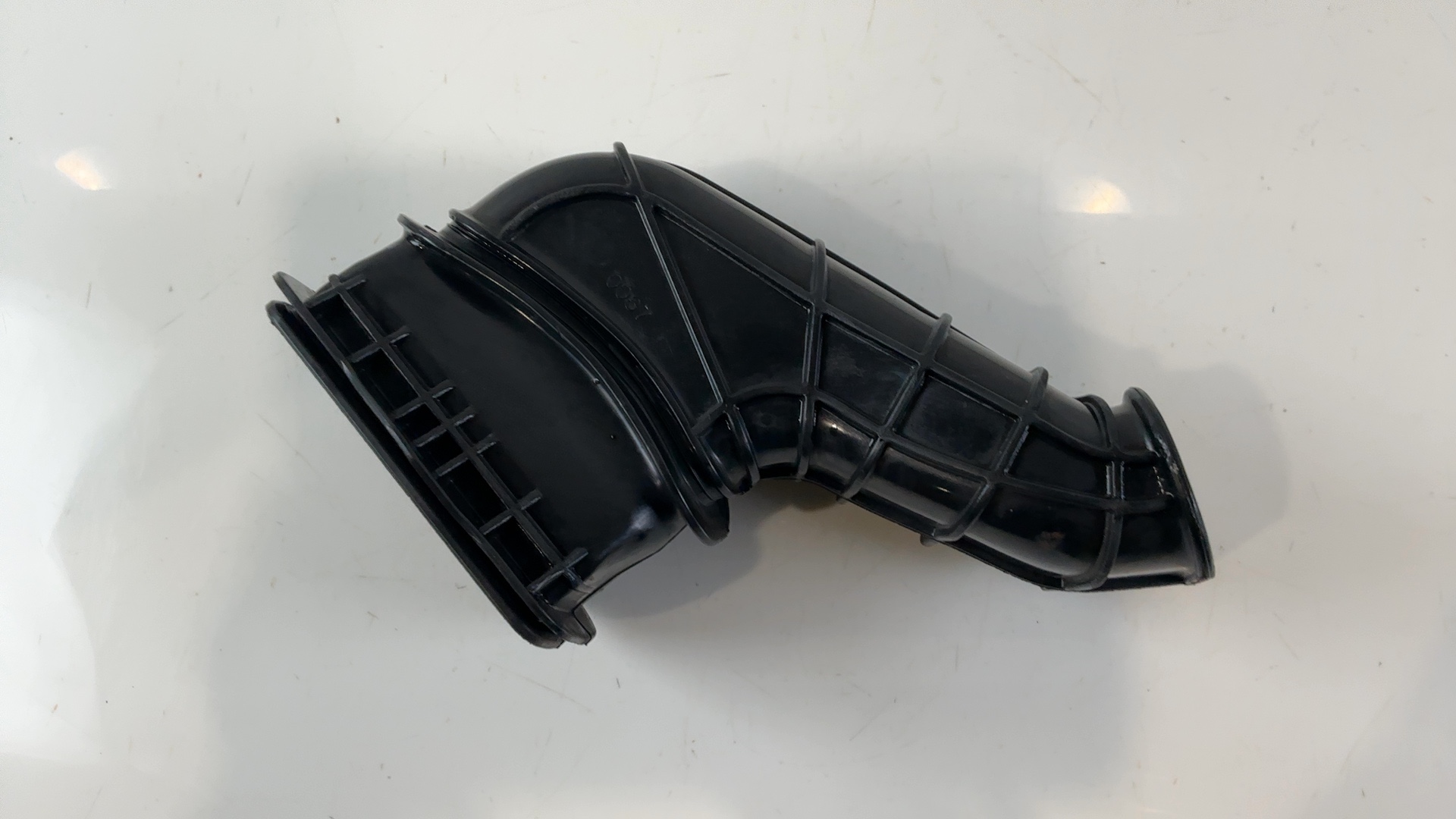 Kawasaki Ninja ZX10R ZX1000C 1000 CC Left Air Intake Duct 2004-05 OEM 14073-0067 - Image 2