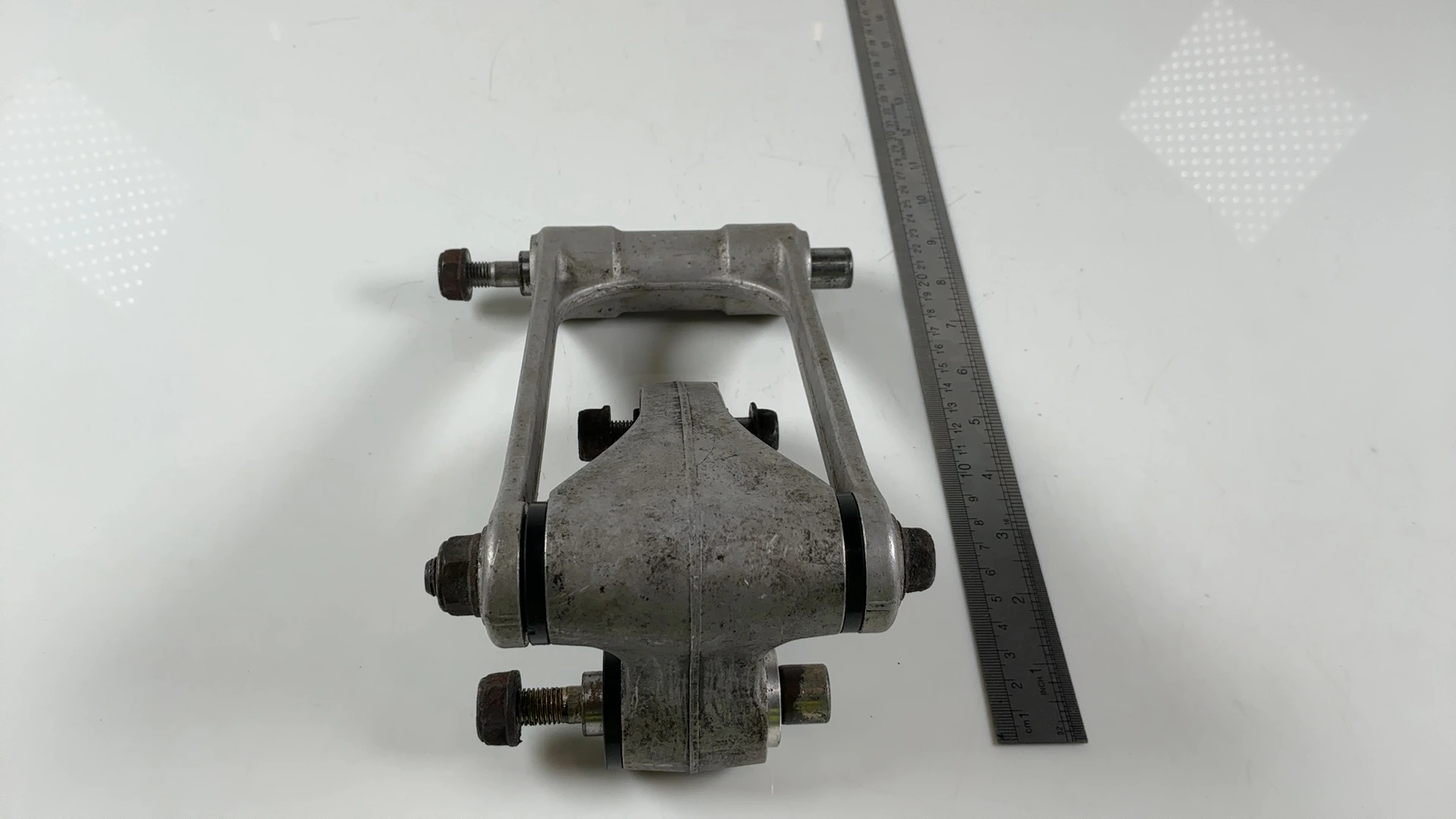 Honda CBR600RR PC37 600cc Rear Shock Linkage Arm 2003-2004 OEM 52465-MEE-000 - Image 3