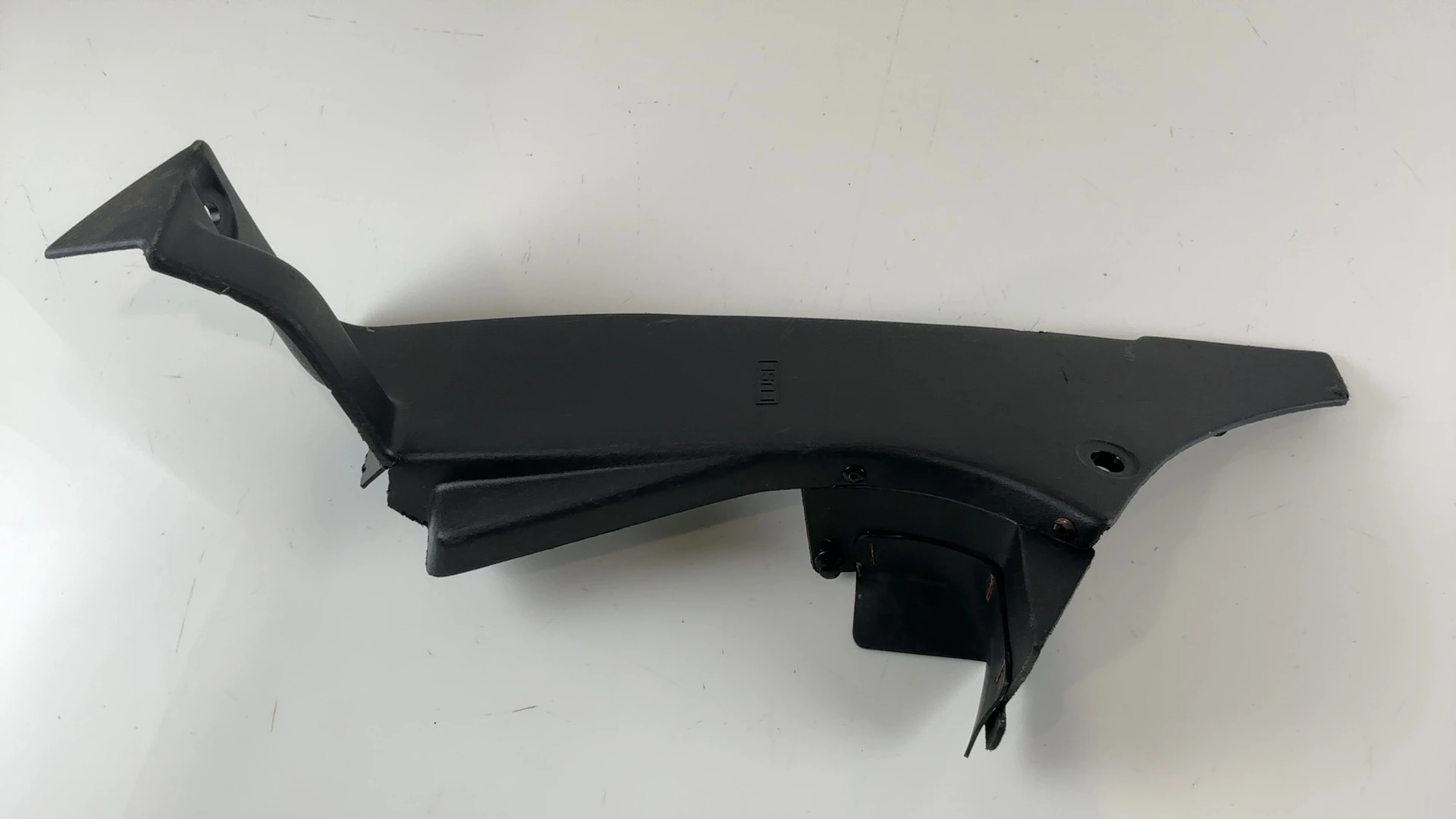 Honda CBR900RR SC33 900cc Right Inner Fairing Panel 1996 1997 OEM 64590-MAE-000