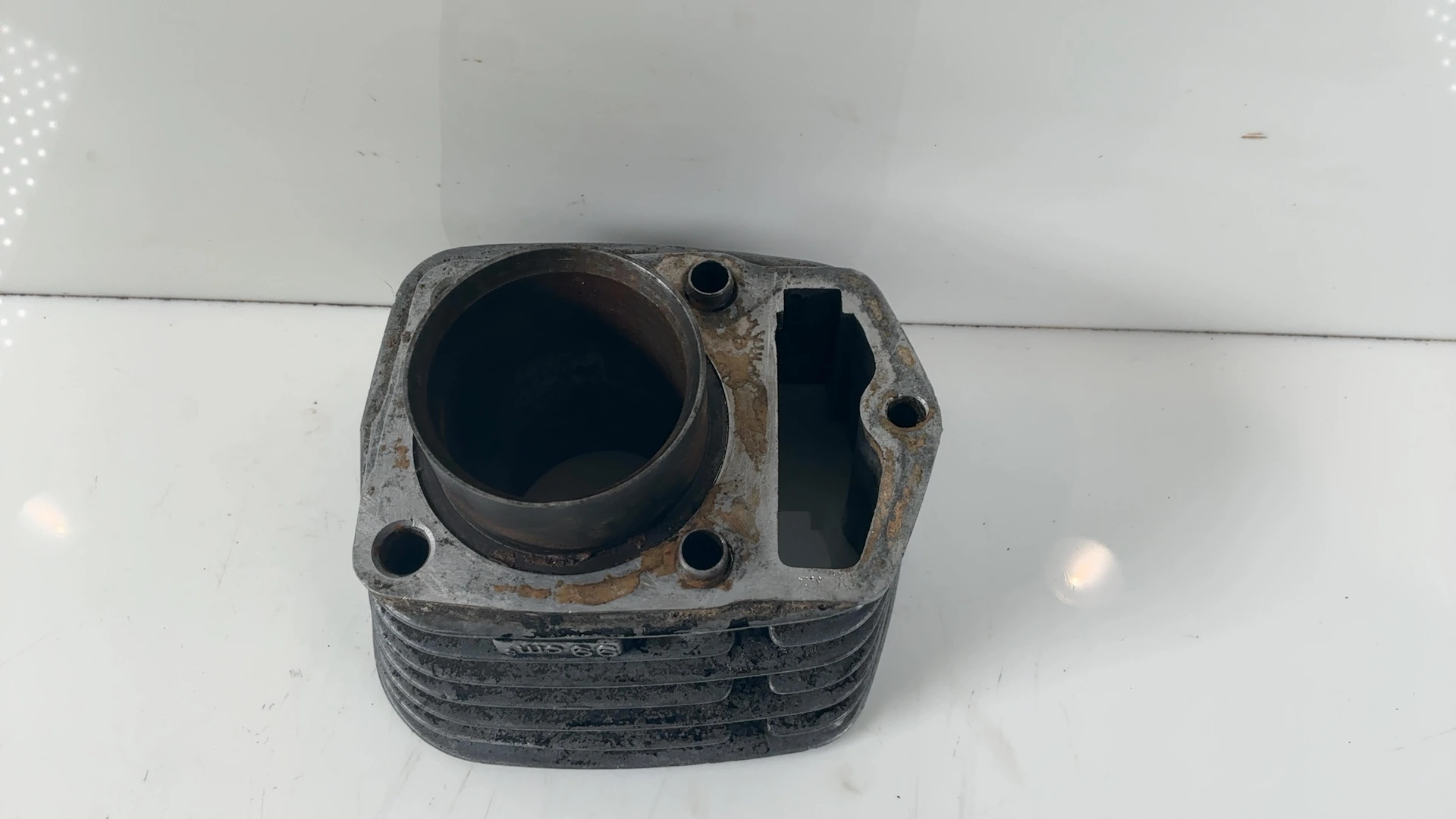 Honda CB100 CL100 SL100 XL100 100cc Cylinder Barrel Jug 1970-1977 12100-107-710