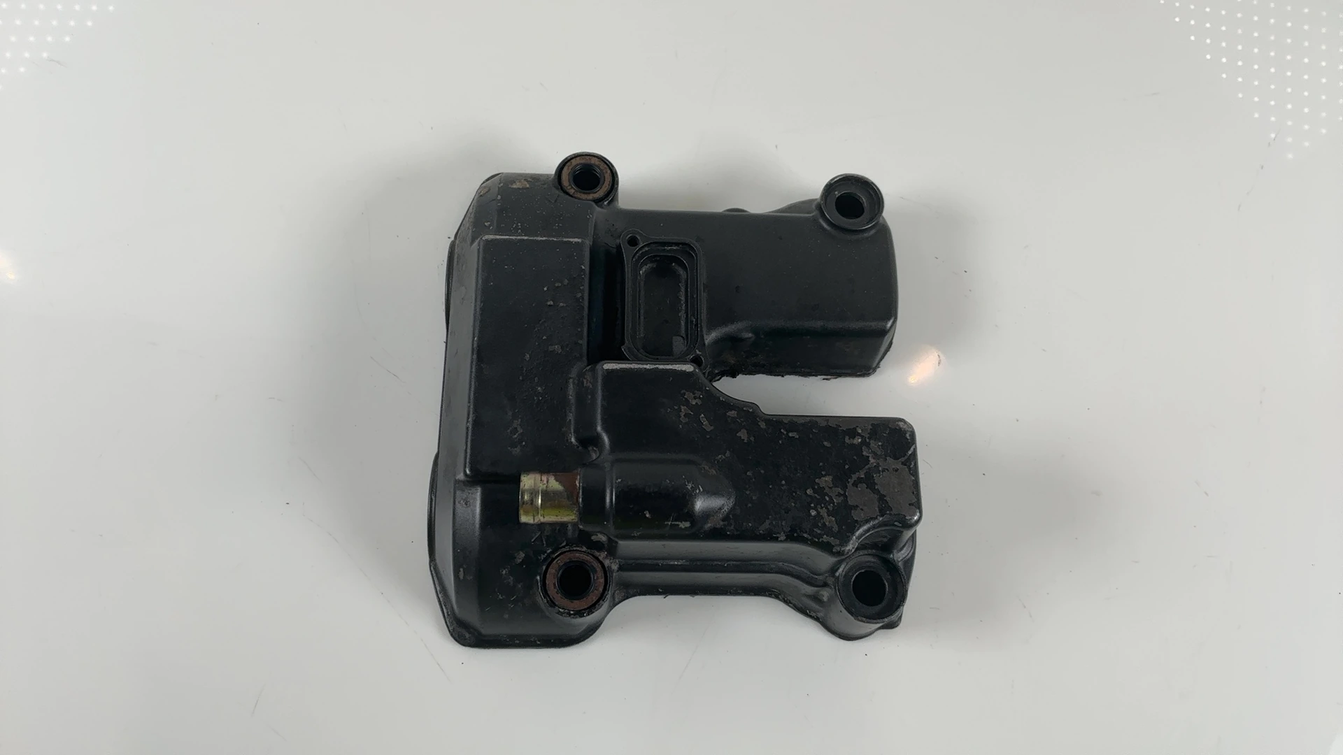 Honda Firestorm VTR1000F 1000CC Rear Valve Cover 1997-2006 OEM 12310-MBB-630 - Image 2