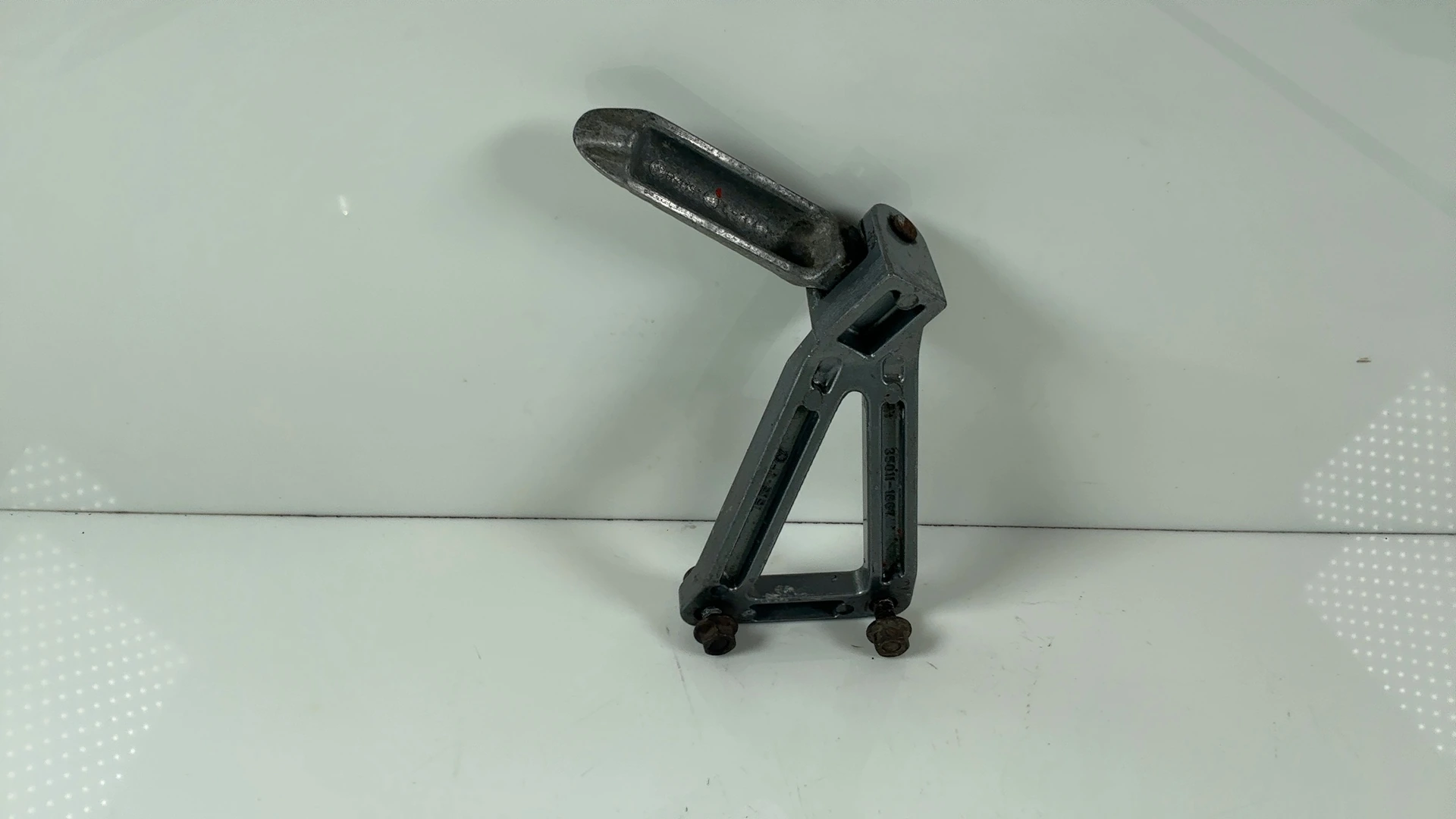 Kawasaki Ninja ZX-9R ZX900B 900cc Left Rear Footrest Peg Stay 1994-97 35011-1667 - Image 2