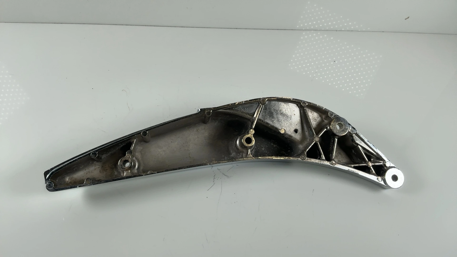 Suzuki Boulevard M109R VZR1800 Left Rear Fender Bracket 2006-2025 41621-48G00 - Image 4