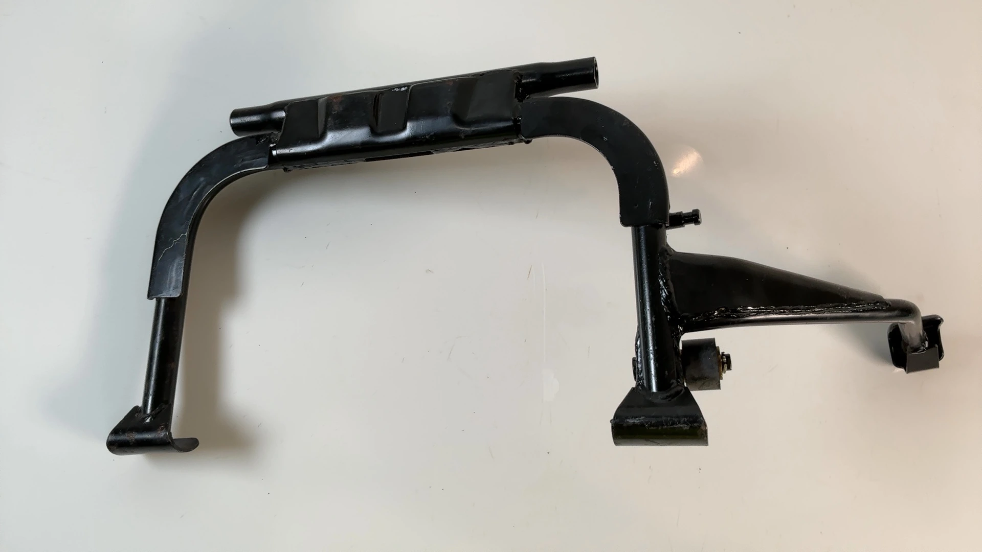 SYM Shark HS12W-6 125cc Center Stand 2004 2005 OEM 50500-H3A-600 - Image 2