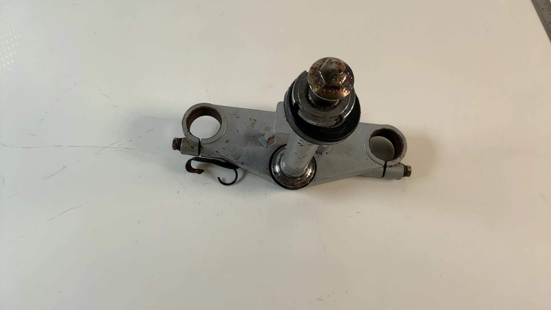 Suzuki Marauder GZ125 125cc Lower Triple Tree 1998-2011 OEM 51410-12F00 ZD-XING - Image 2