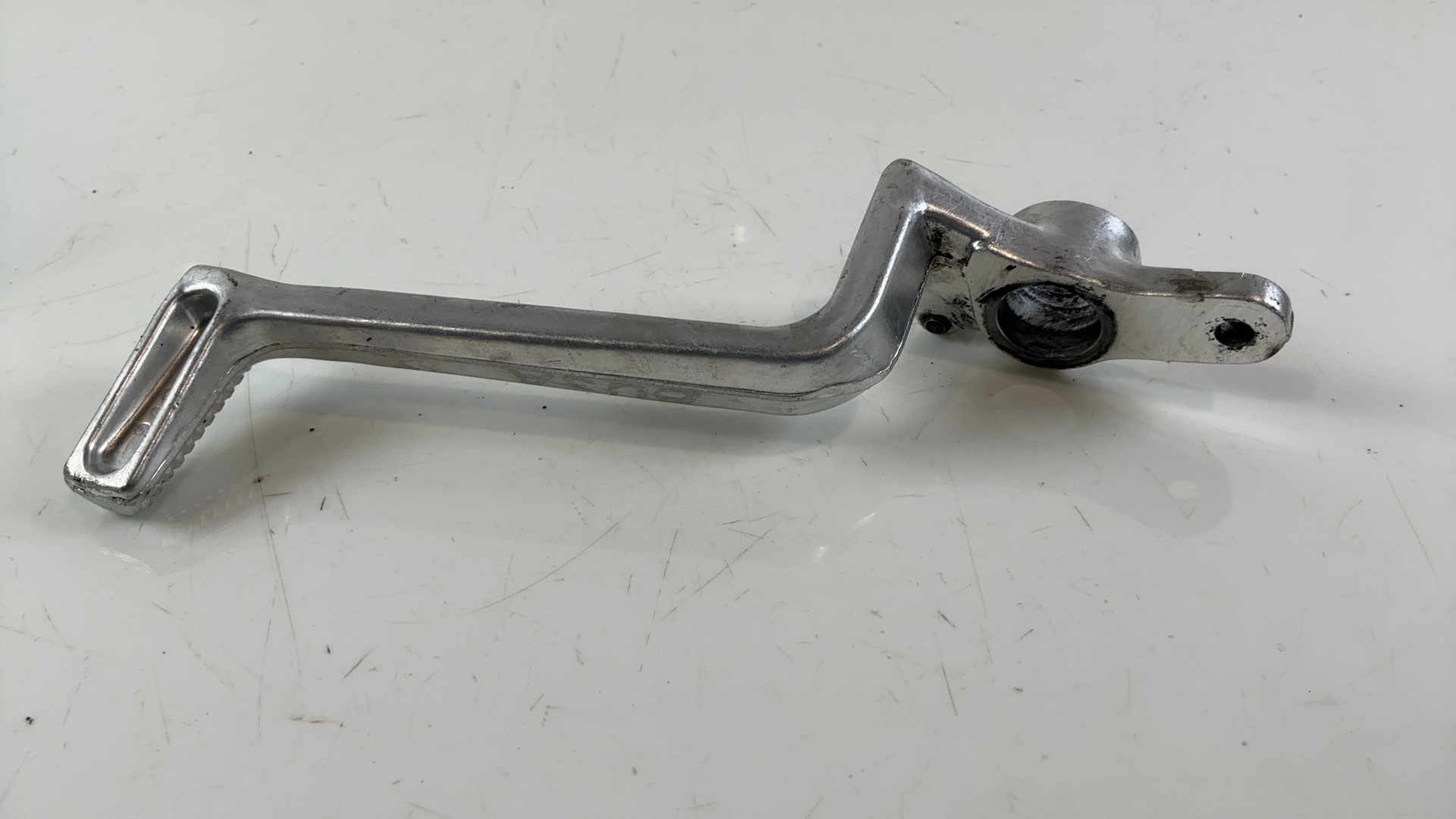 SUZUKI HAYABUSA GSX1300R 1300 REAR BRAKE PEDAL 1999-2007 OEM 43111-24F01 - Image 4