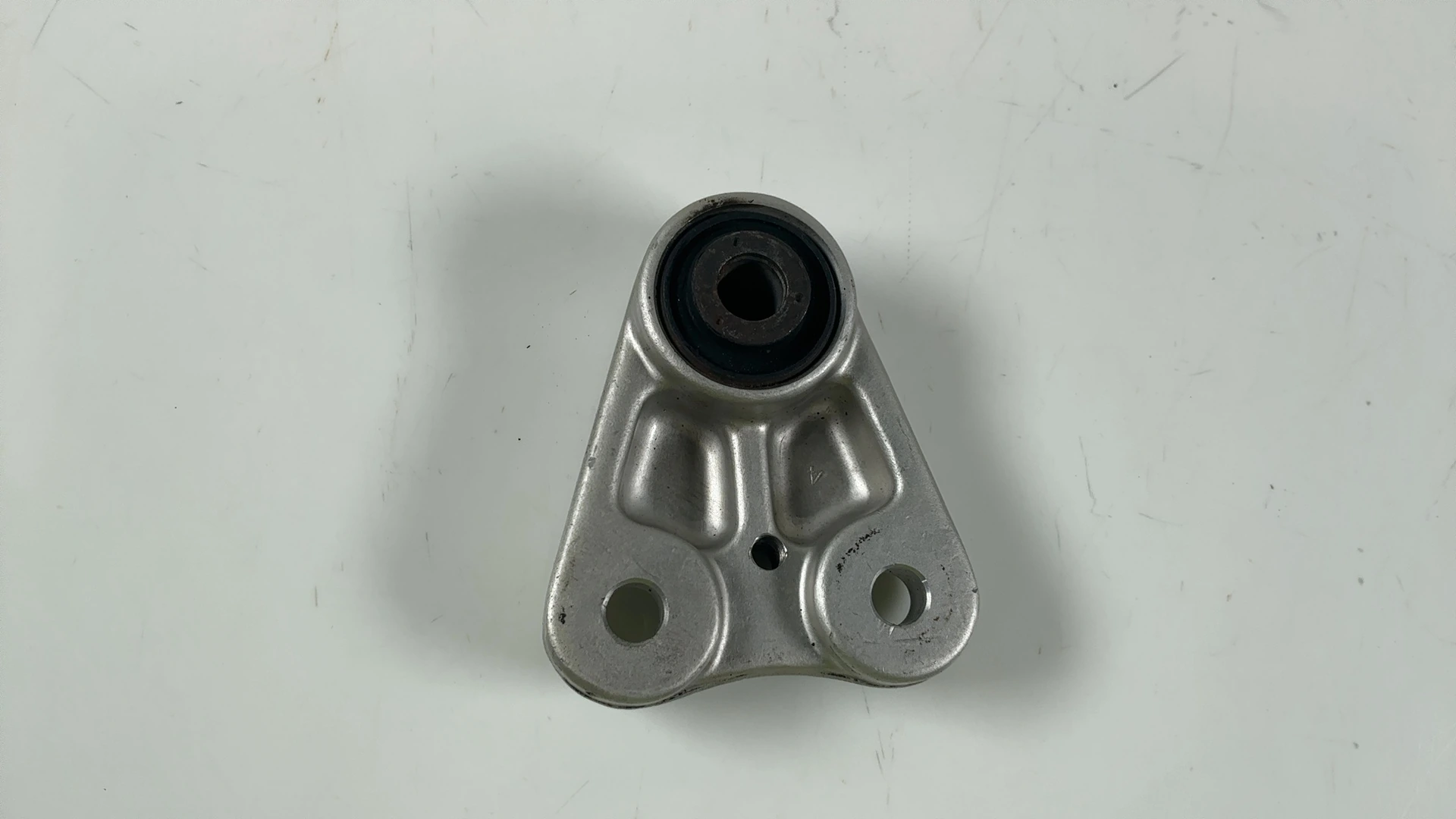 Suzuki Bandit GSF1200 1200 CC Engine Mount Bracket 2001-2006 OEM 41900-32F00-33J - Image 6