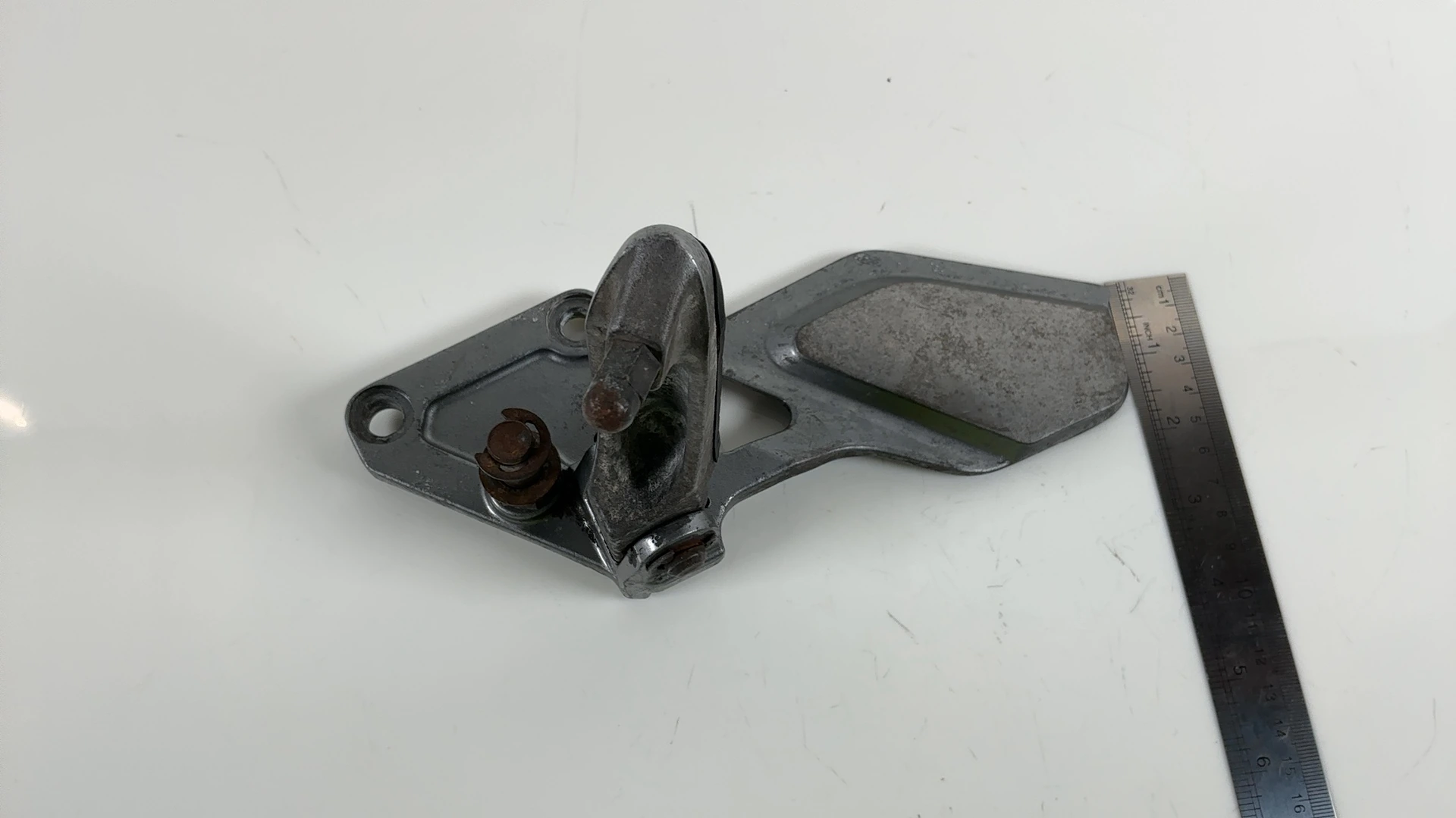 Kawasaki ZZR1100 ZX1100 1100CC Front Left Footrest Hanger 1993-01 35011-1635-TX - Image 8