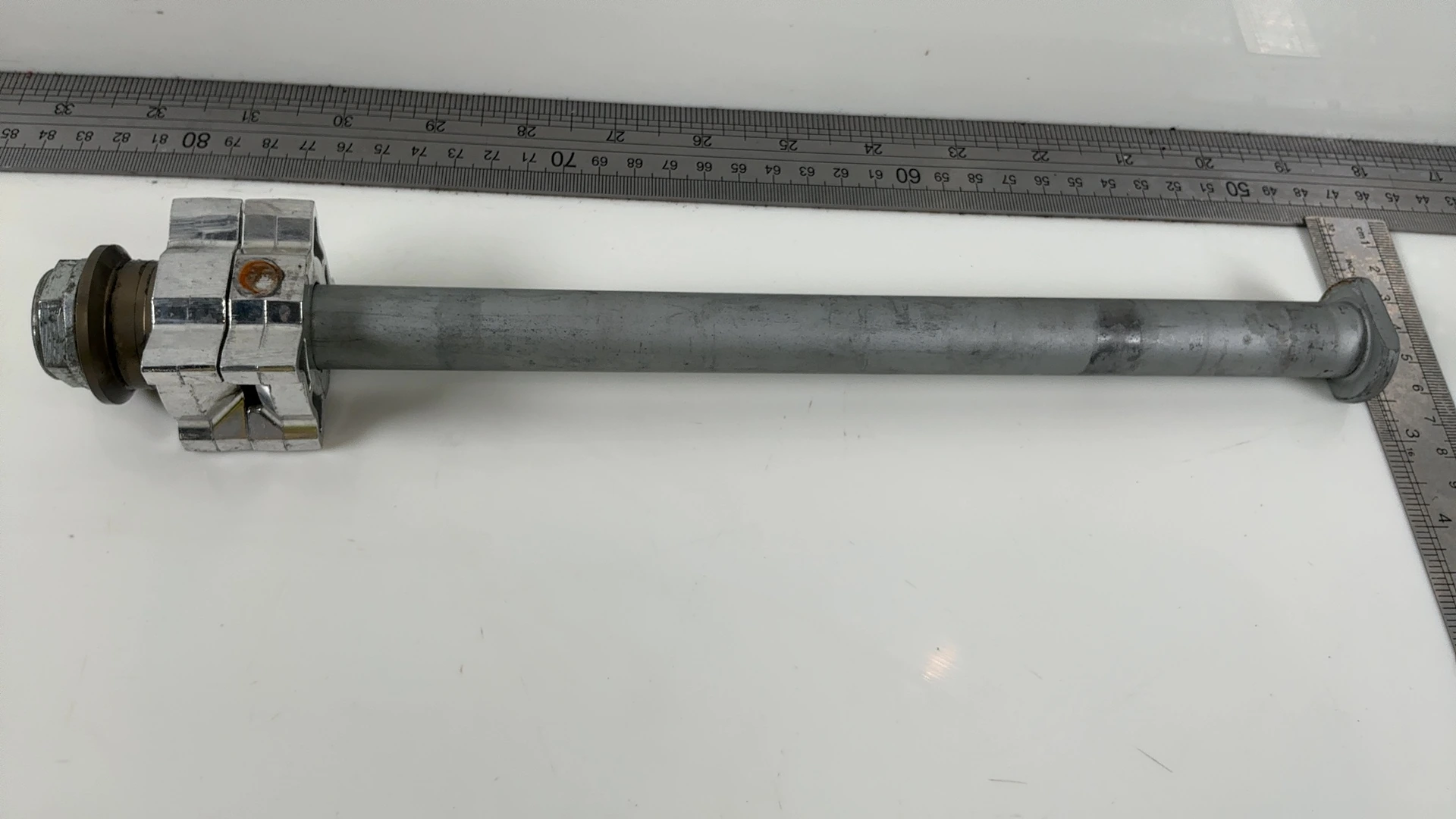 Aprilia RS660 Tuono 660 660cc Rear Wheel Axle Spindle 2021-2026 OEM 2B006173 - Image 3