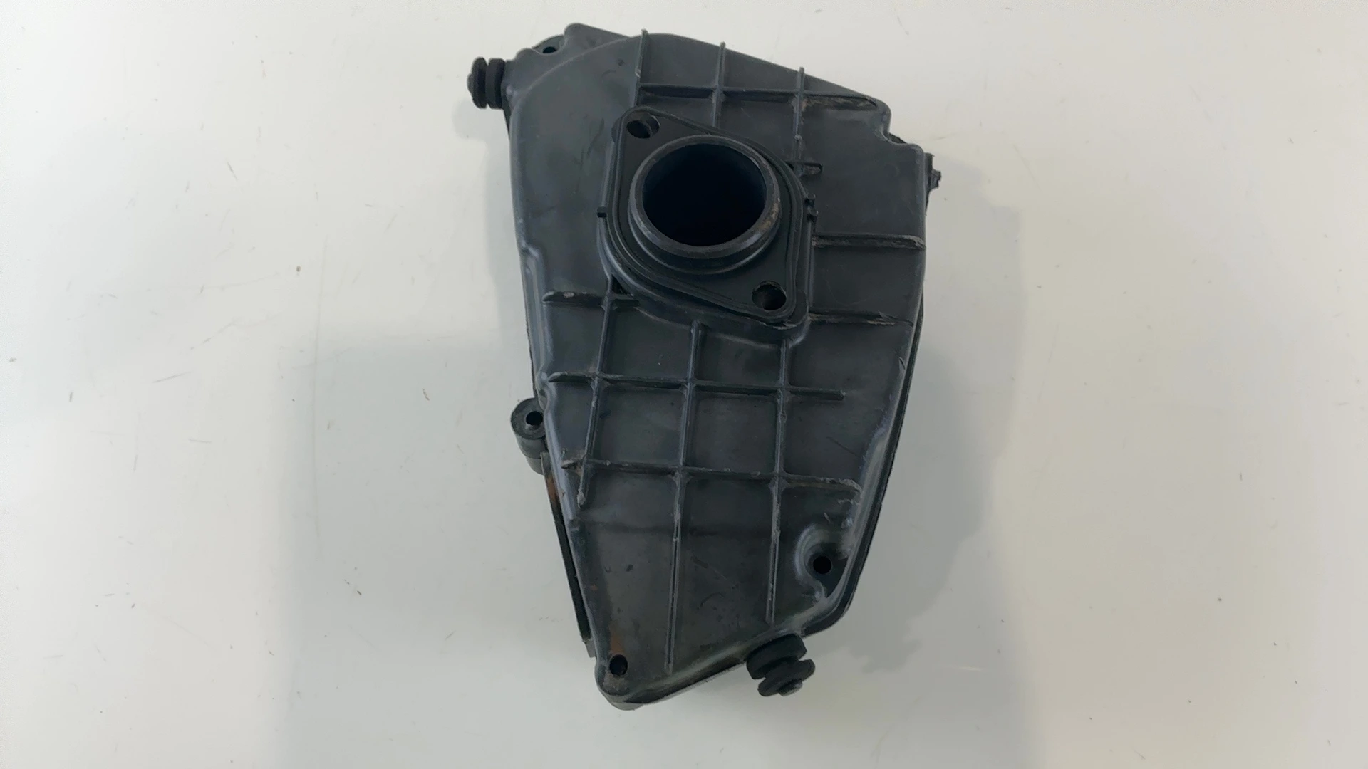 Yamaha Virago XV750 XV920 750cc Airbox Filter Box 1981-1983 OEM 4X7-14401-00-00 - Image 6
