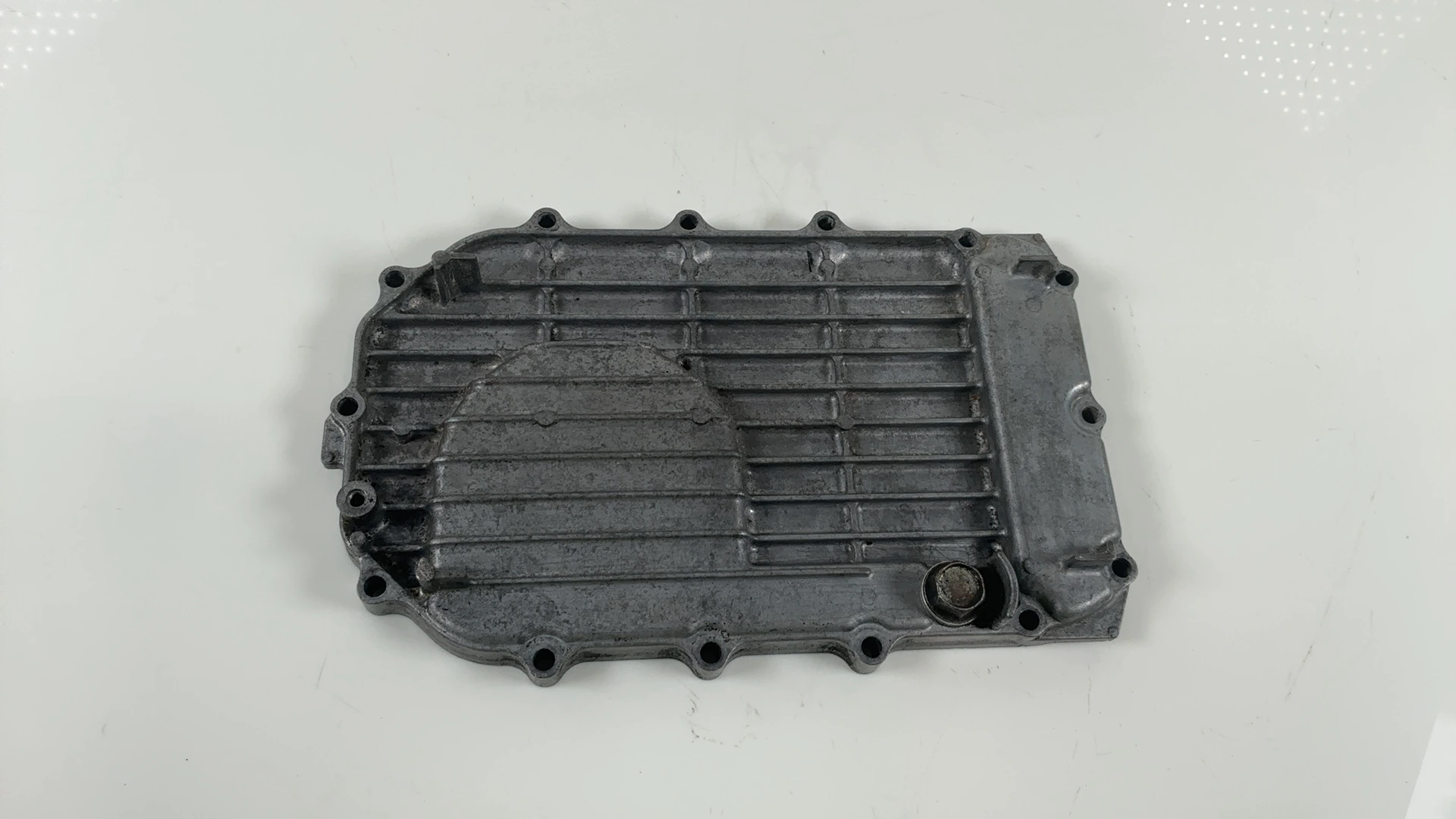 Honda Pan European ST1300 1300 CC Engine Oil Sump Pan 2002-18 OEM 11210-MCS-010 - Image 2
