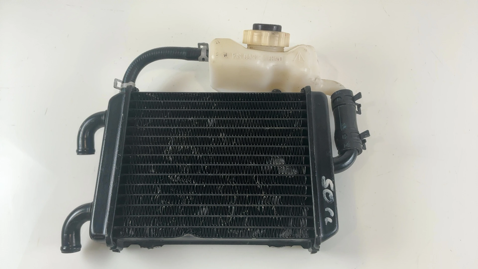Peugeot Speedfight 1 2 50 50cc Radiator Cooling Panel 1996-2007 OEM 748866 - Image 2