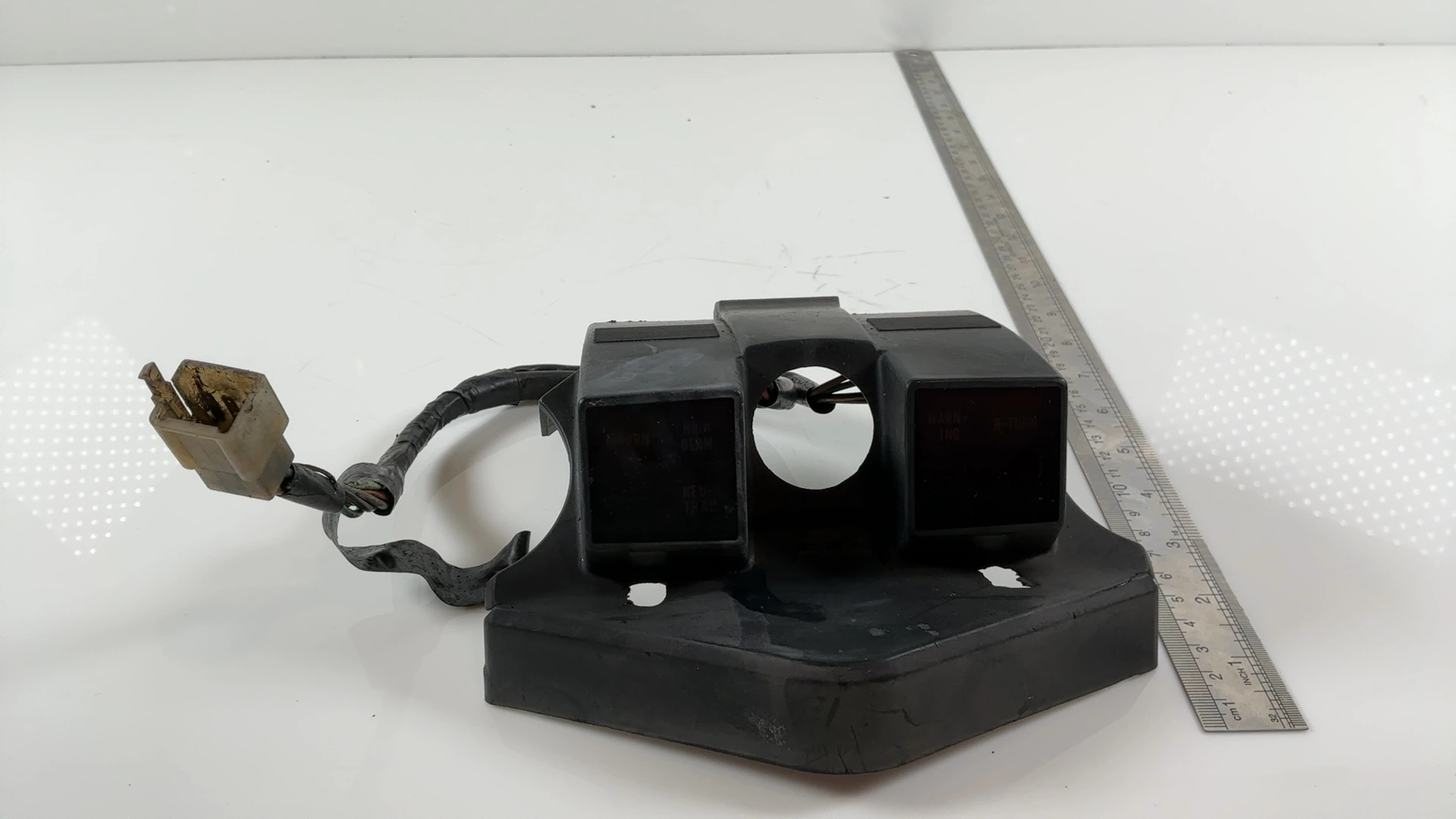 Kawasaki GPz750 ZX750 750cc Pilot Box Indicator Gauge Cover 1983-84 14025-1693 - Image 3