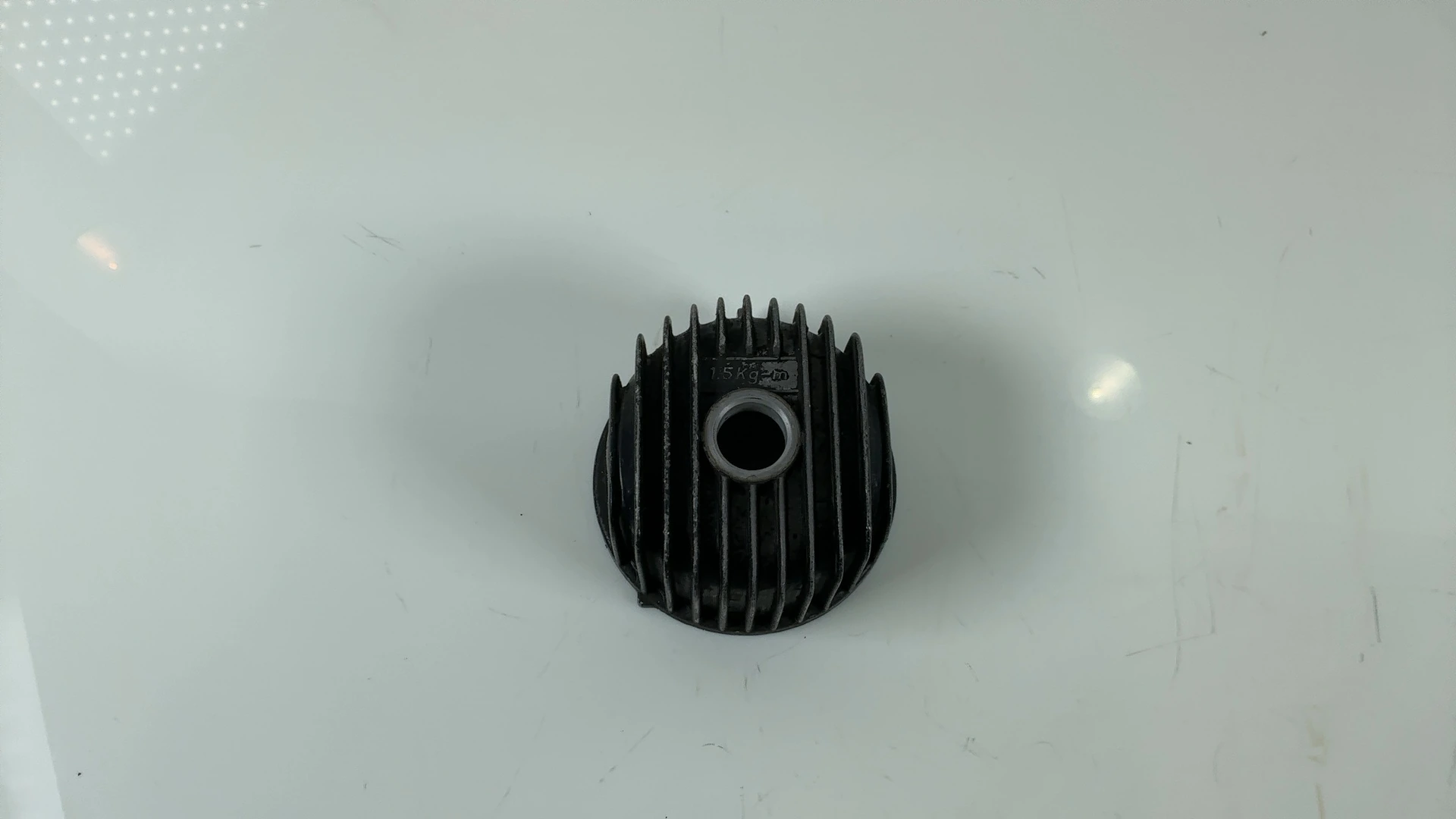 Yamaha Maxim XJ550 550CC Engine Oil Filter Cover 1981-1983 OEM 4G0-13447-00-00 - Image 2