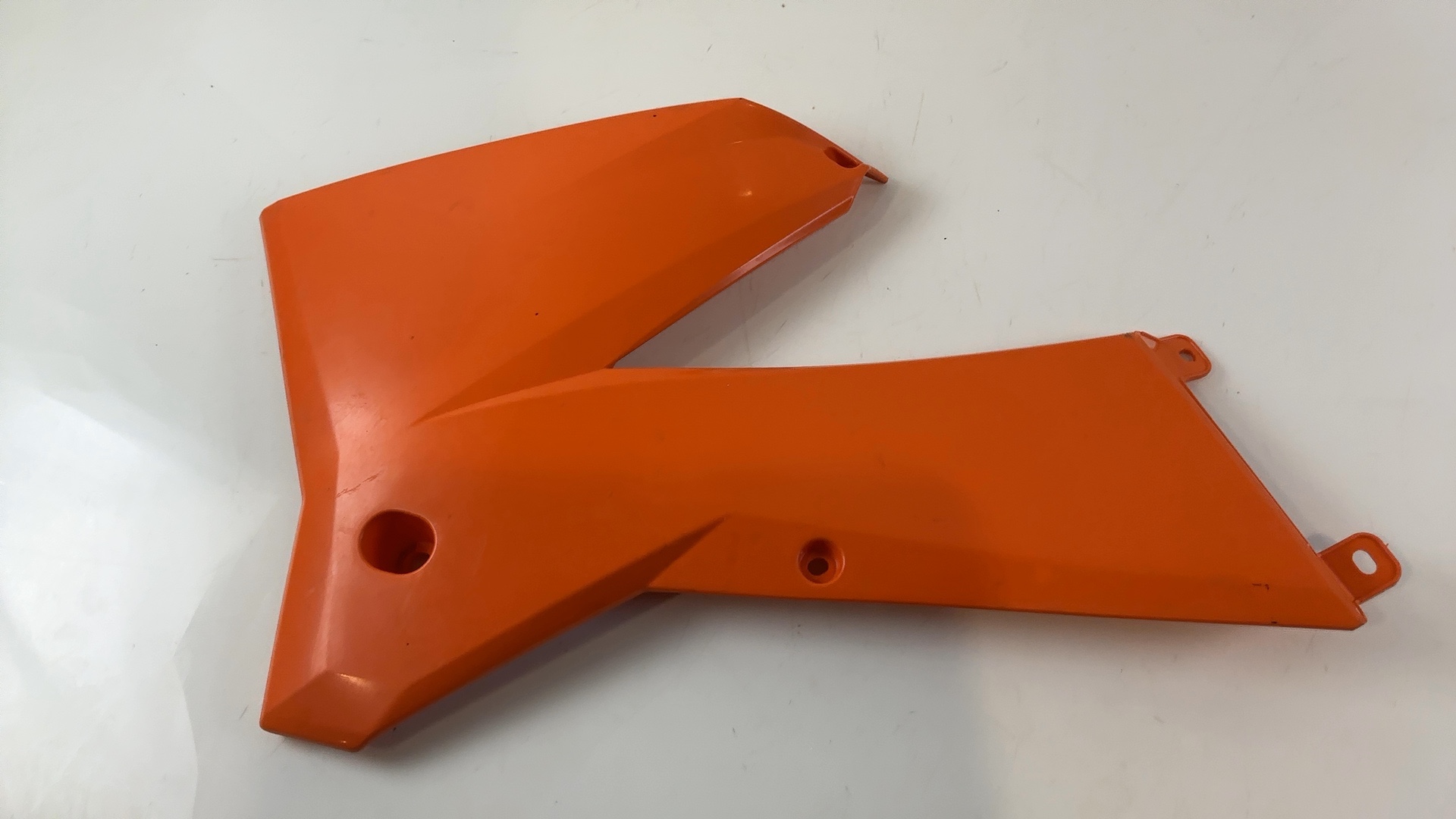 KTM EXC SX 125 200 300 450 Radiator Shroud Left 03-07 OEM 54808050000 - Image 6