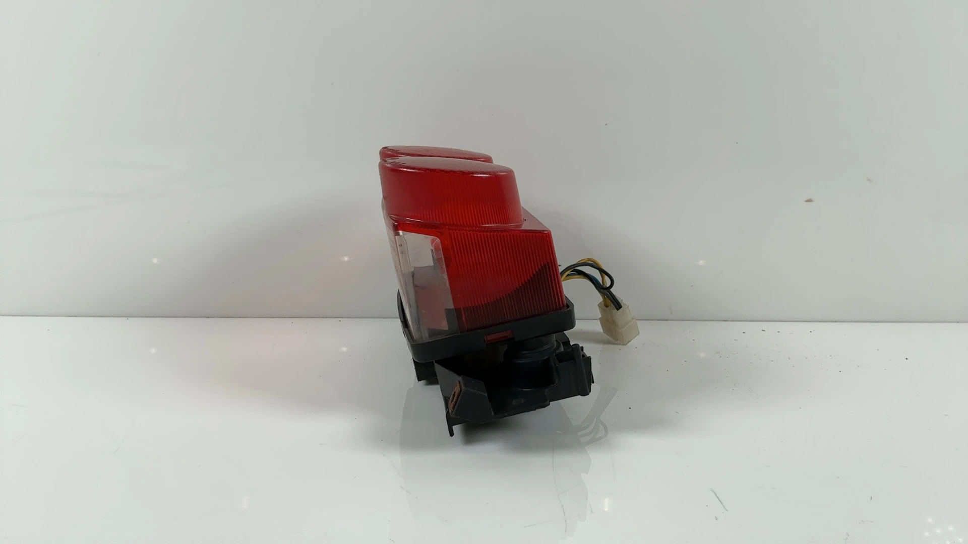 Yamaha SX Viper 700cc Rear Brake Light 2002-2004 OEM 4XV-84540-00-00 - Image 5