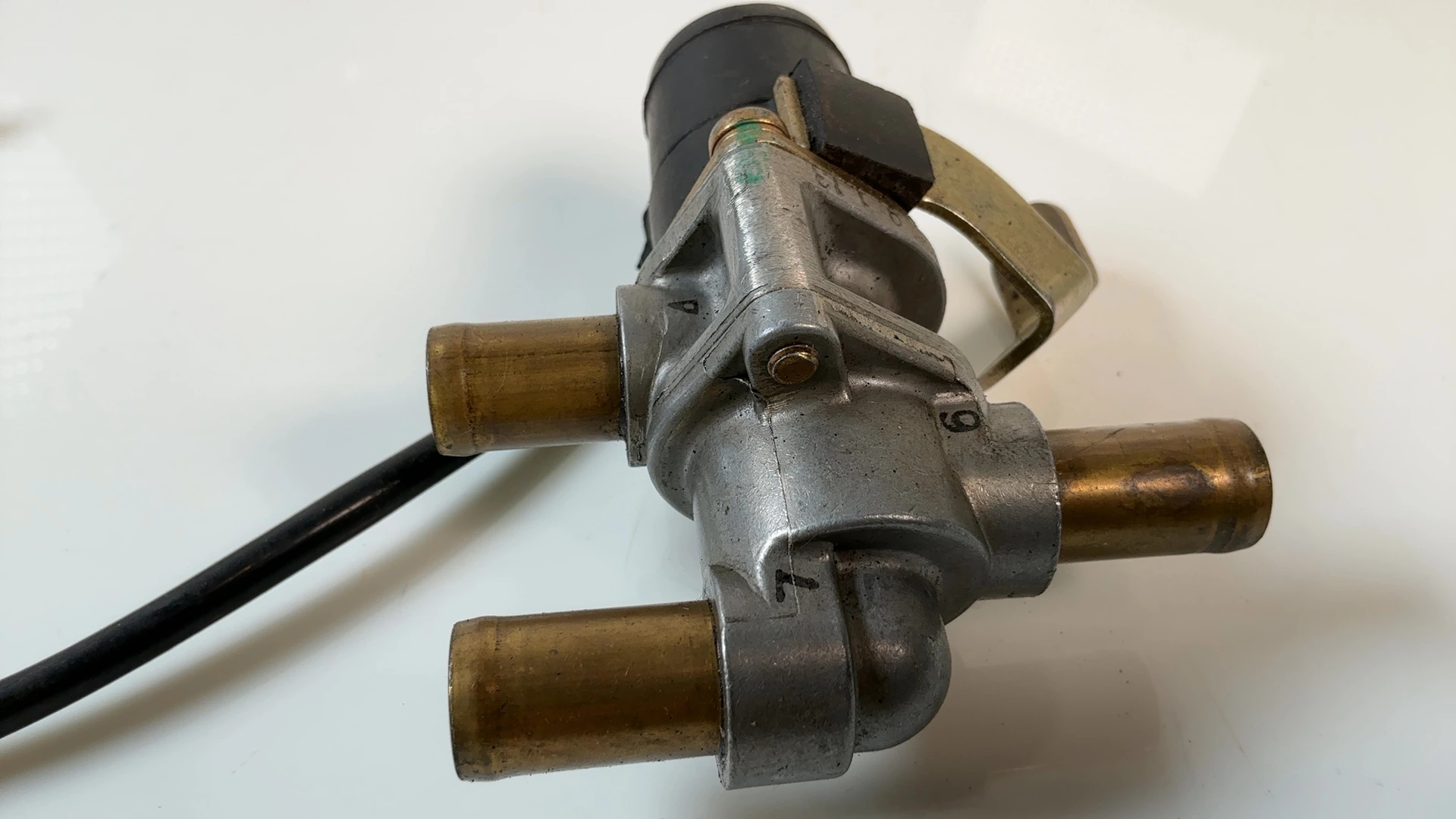 Honda CBR600F F4i 600 Air Control Solenoid Valve 1999-2006 OEM 36450-MBW-D21 - Image 7