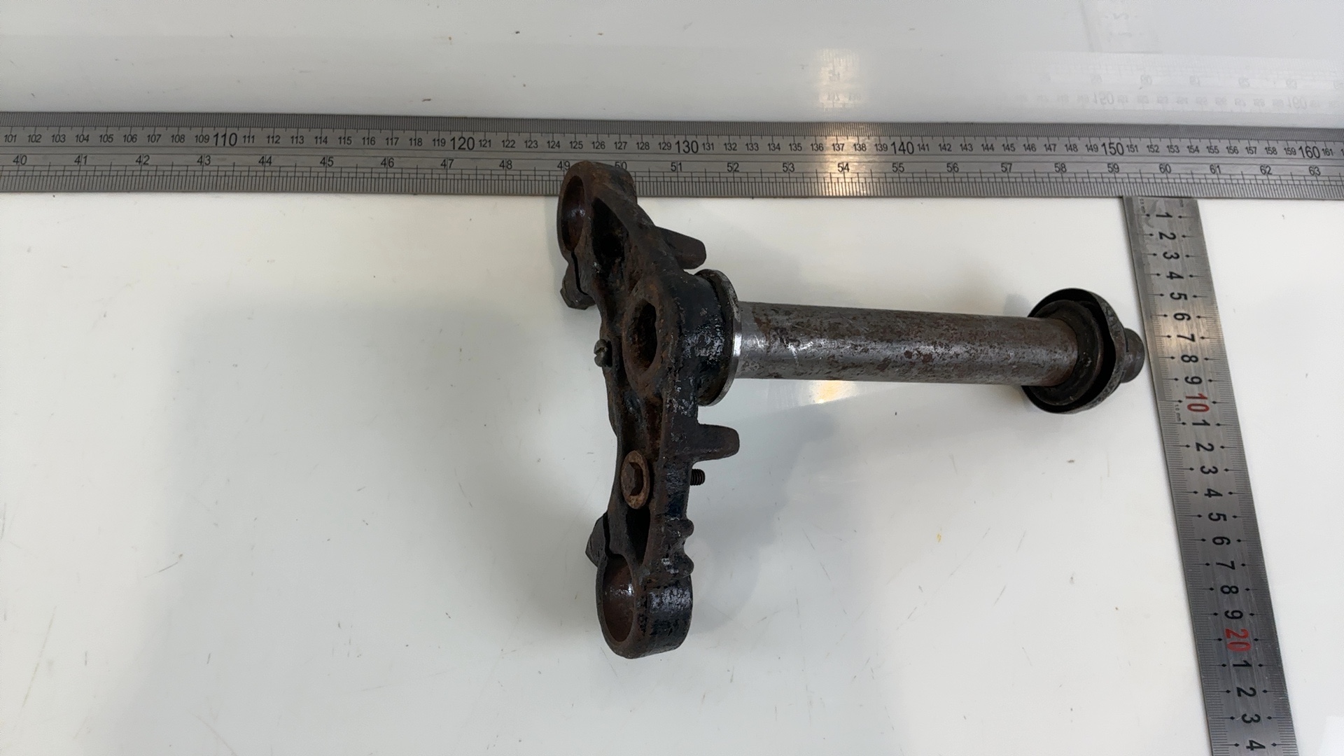 Yamaha RX100 100cc Lower Fork Bridge Triple Tree Yoke 1985-1990 OEM 1R6-23340-00 - Image 3