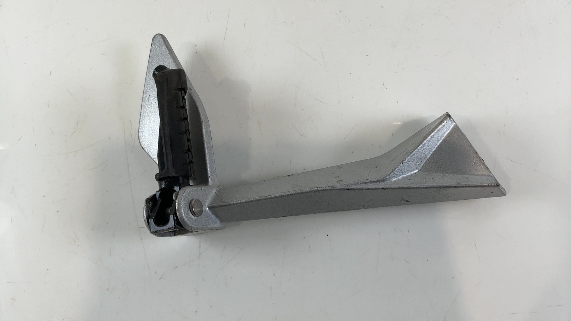 KTM Duke 390 CC Rear Right Foot Peg Bracket 2015 2016 OEM 90103049000