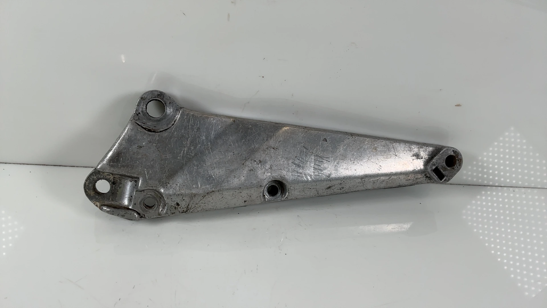 Honda CB250N Super Dream 250cc Left Footrest Bracket 1978-1984 OEM 50700-443-611 - Image 1