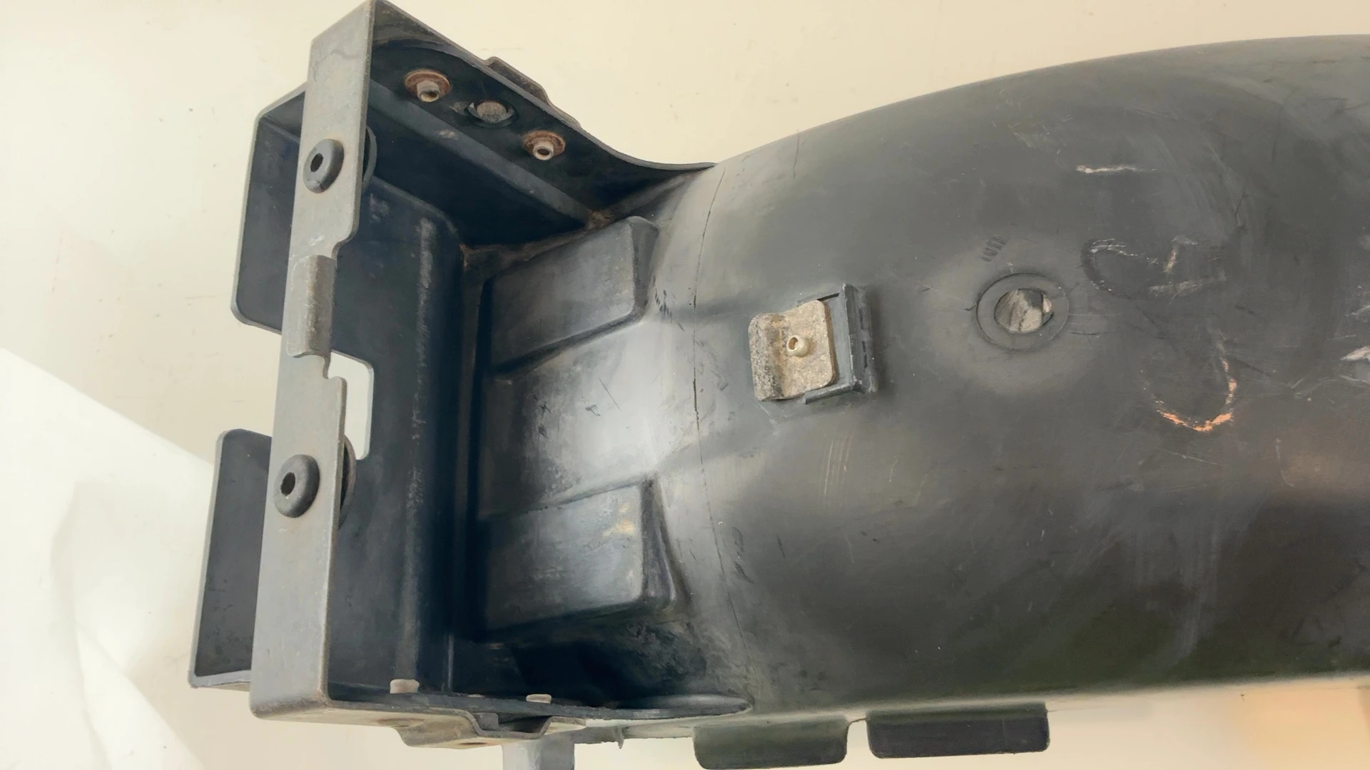 Honda CB1 NC27 400cc Rear Inner Fender Mudguard 1989 1990 OEM 80101-KAF-0000 - Image 5