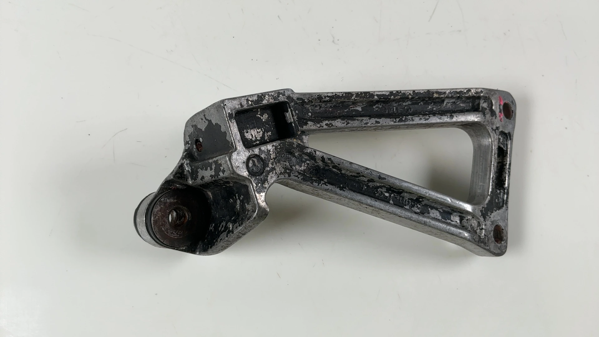 Kawasaki Ninja ZX7R ZX750P 750 Rear Right Foot Peg Bracket 1996-2003 35011-1555 - Image 7